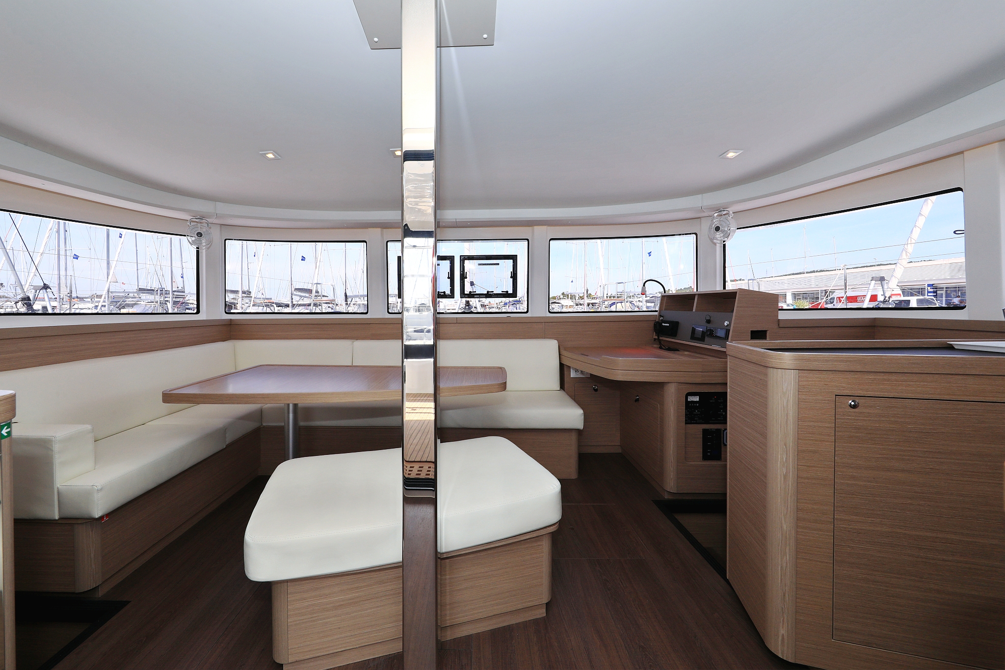 Lagoon 42 - 4 + 2 cab. — photo 50