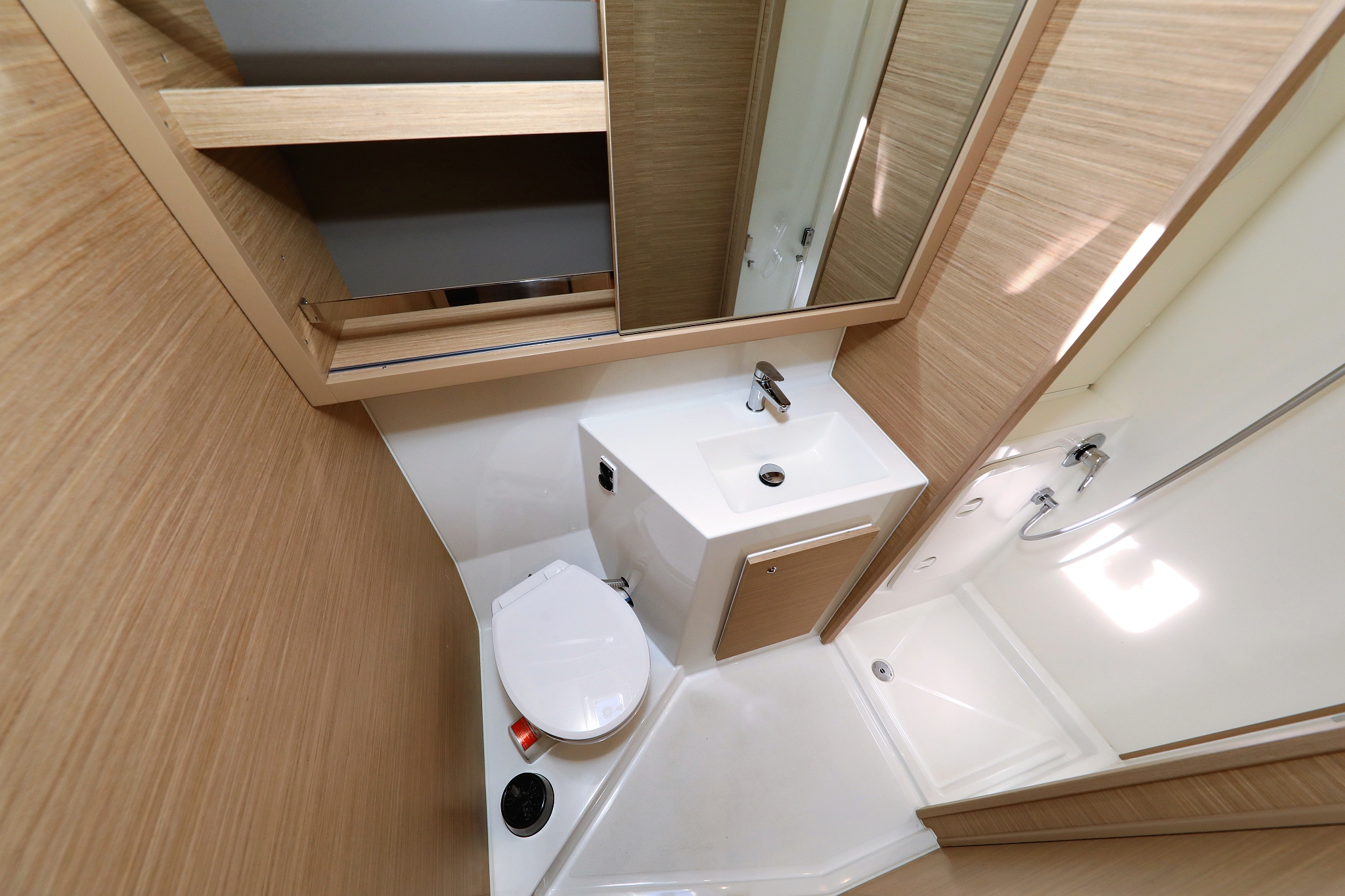 Lagoon 42 - 4 + 2 cab. — photo 84