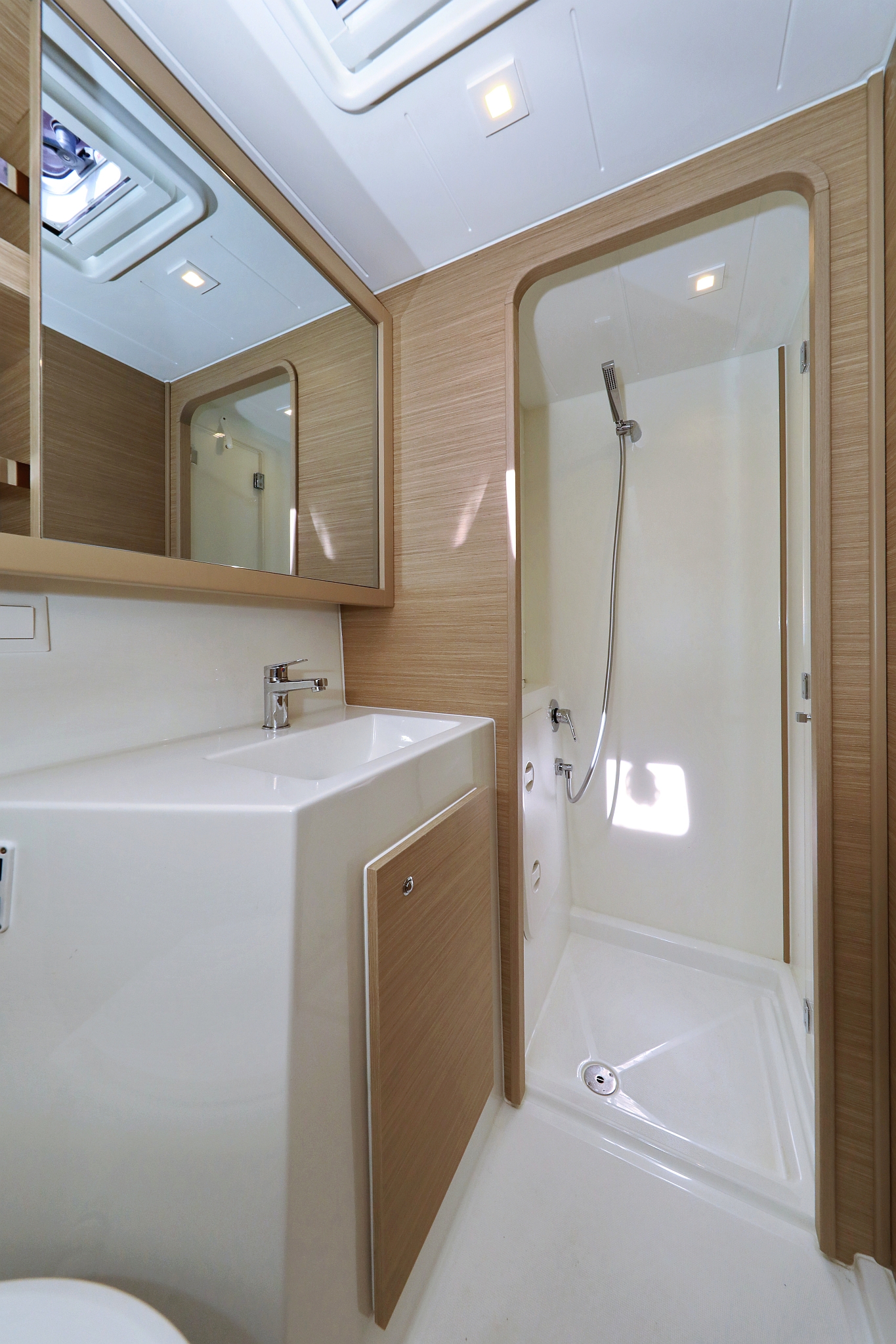 Lagoon 42 - 4 + 2 cab. — photo 86