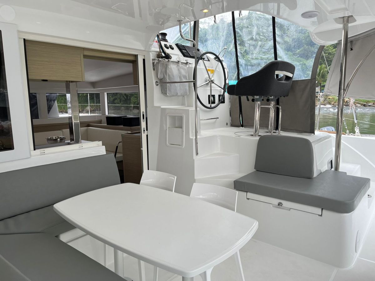 Lagoon 40 - 4 cab. — photo 3