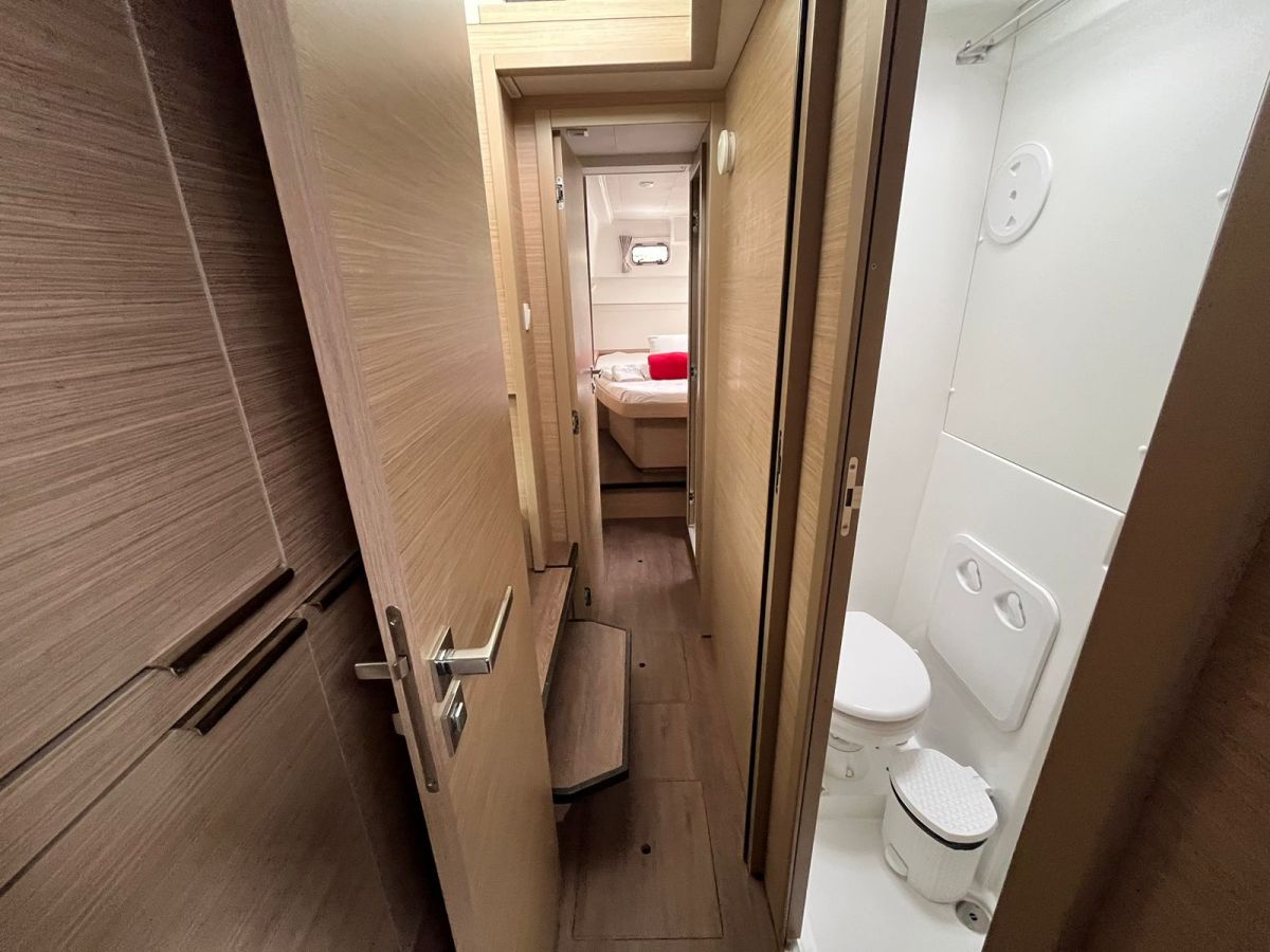 Lagoon 40 - 4 cab. — photo 8