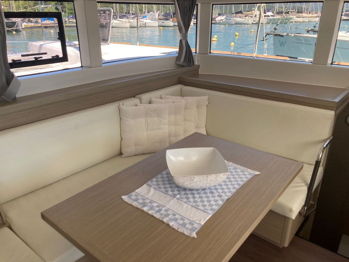 Lagoon 40 - 4 cab. — photo 9