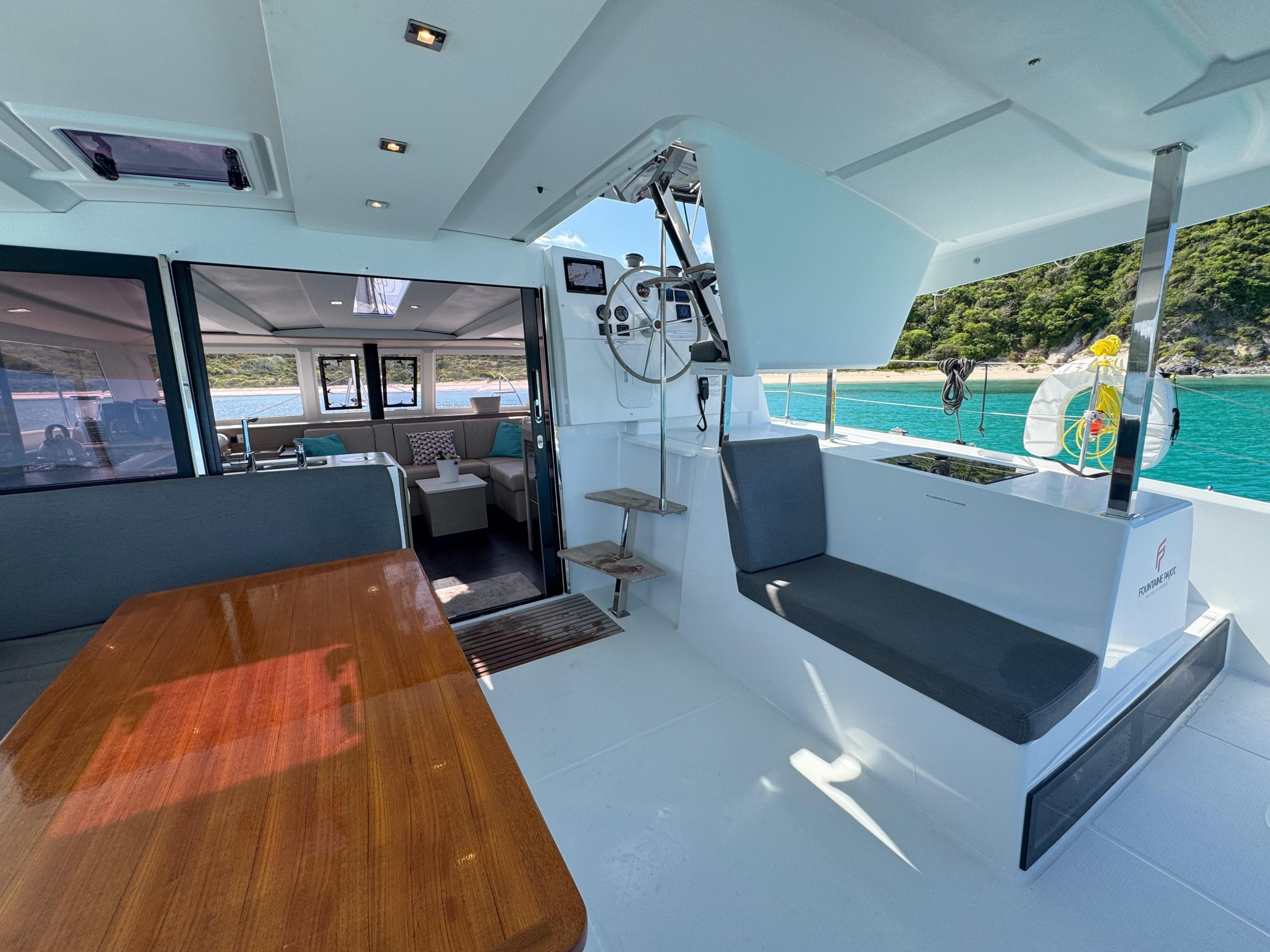 Fountaine Pajot Isla 40 - 4 + 1 cab. — photo 13