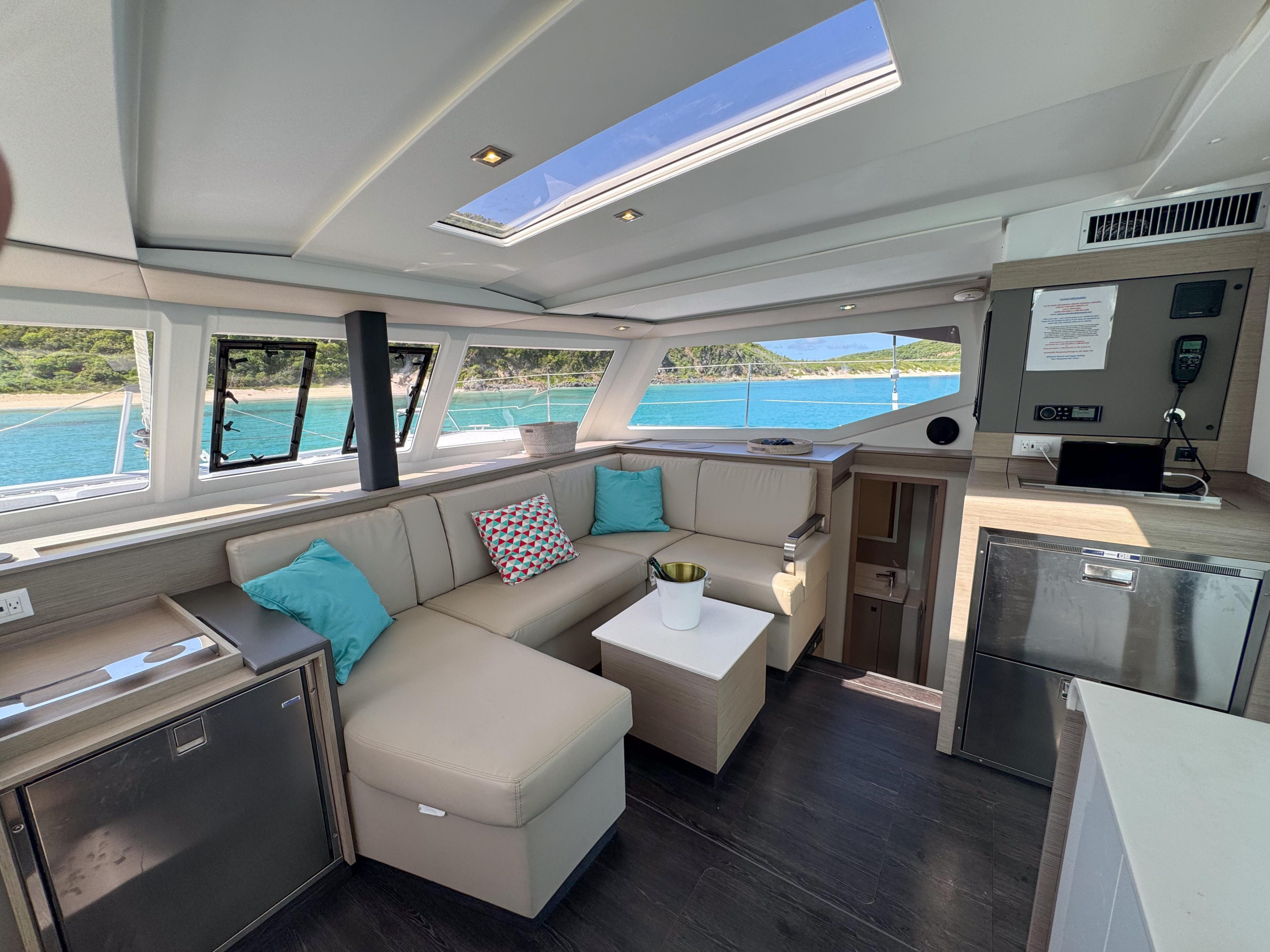 Fountaine Pajot Isla 40 - 4 + 1 cab. — photo 19