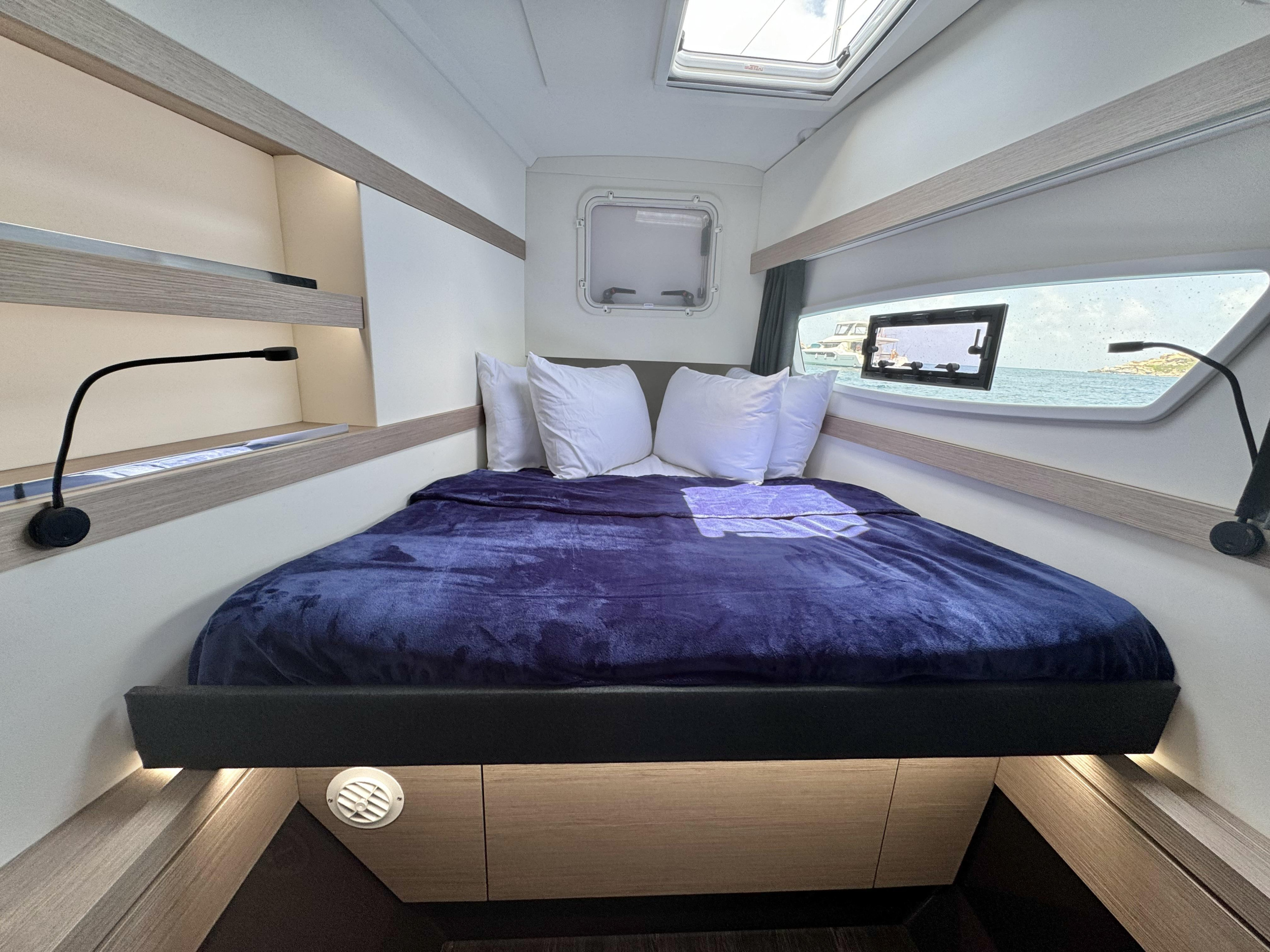 Fountaine Pajot Isla 40 - 4 + 1 cab. — photo 21