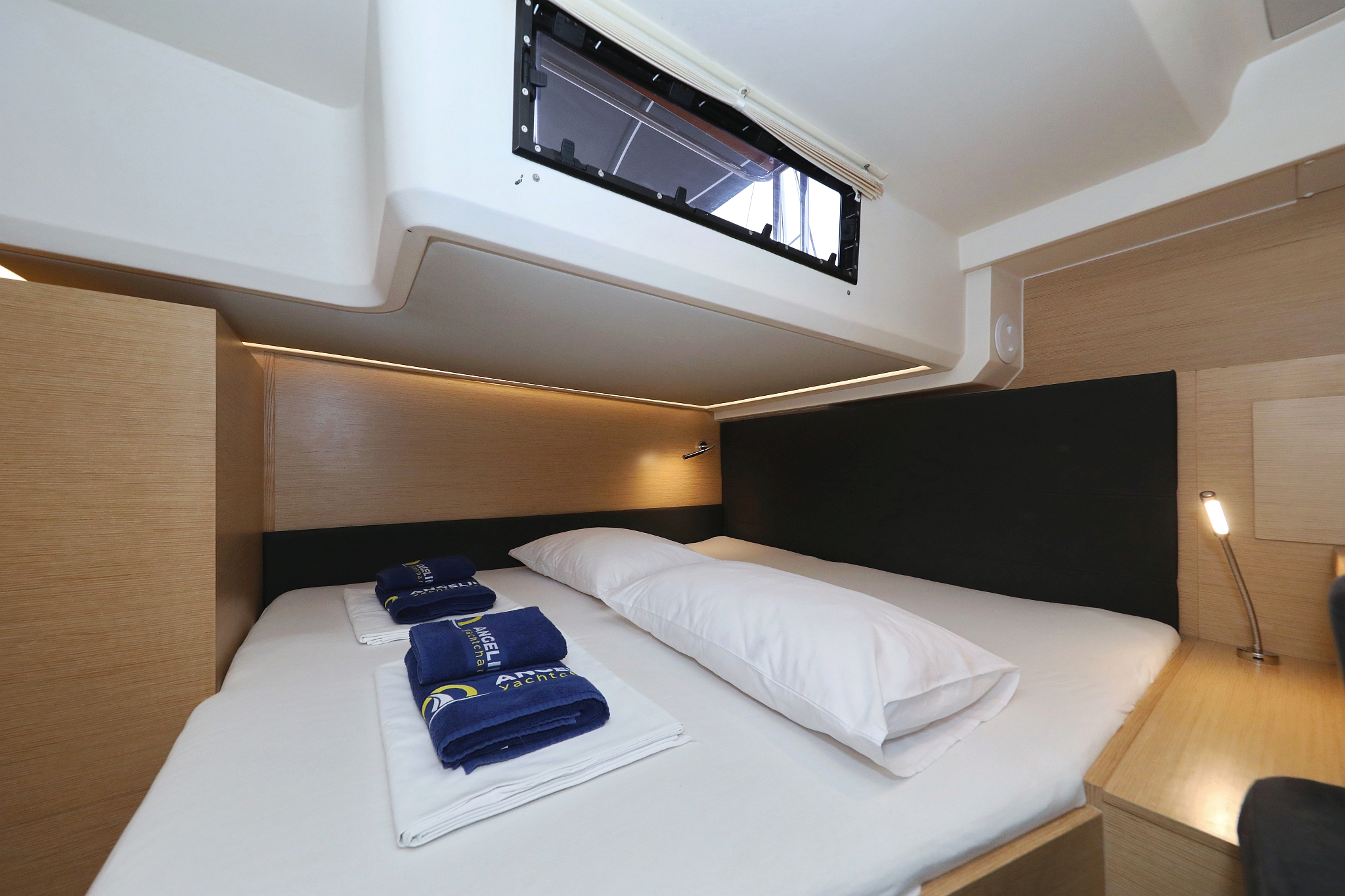 Hanse 548 - 5 + 1 cab. — photo 27