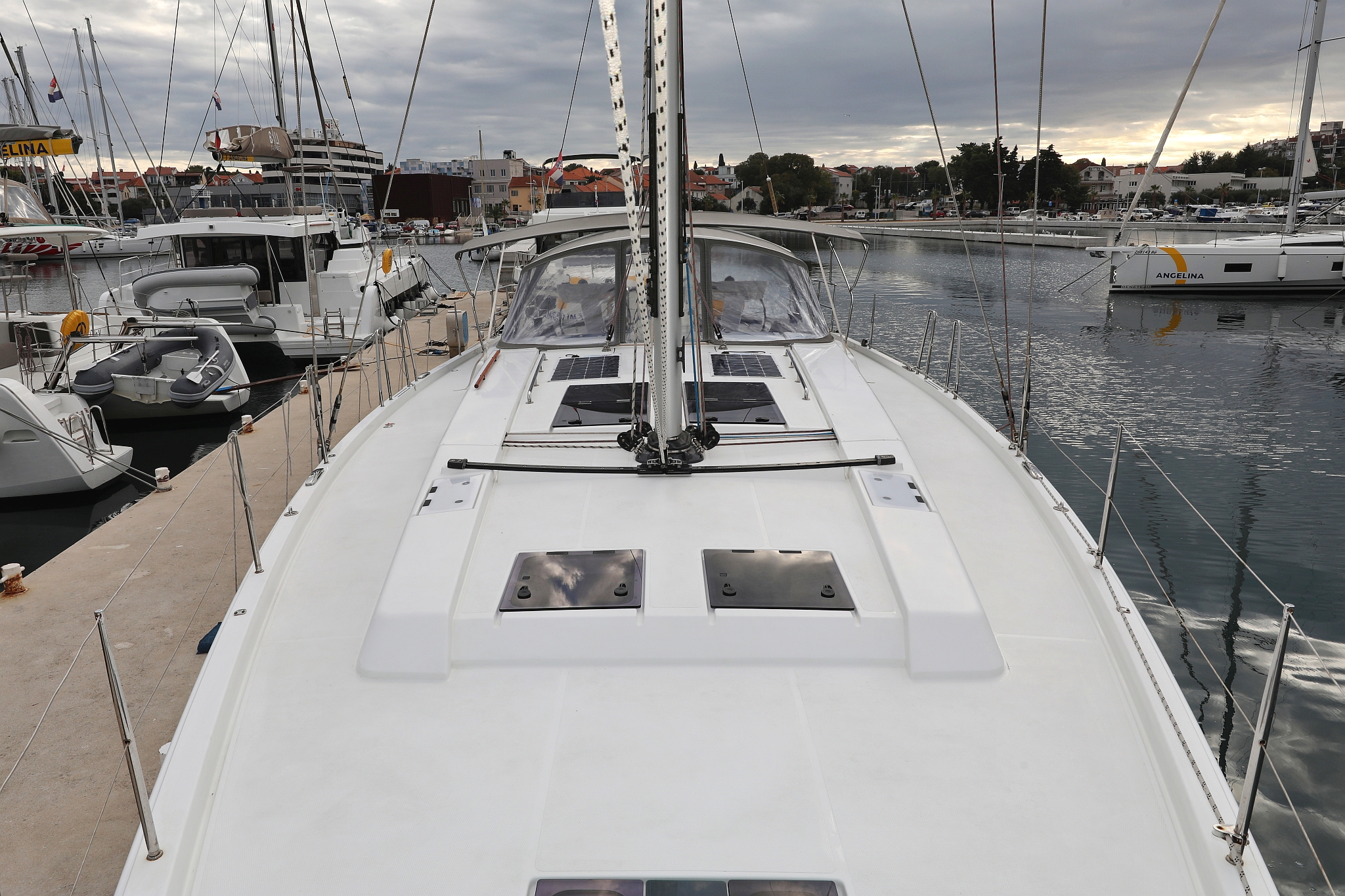Hanse 548 - 5 + 1 cab. — photo 44
