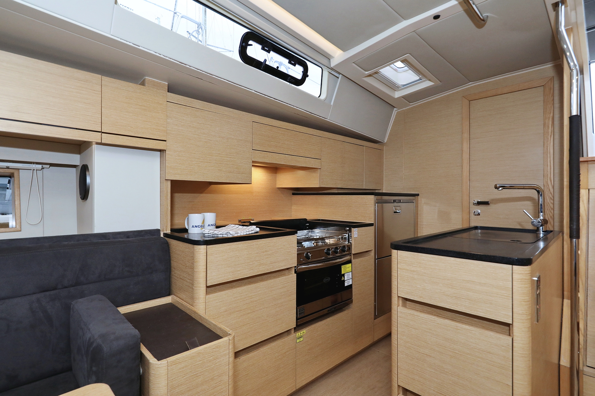 Hanse 548 - 5 + 1 cab. — photo 7