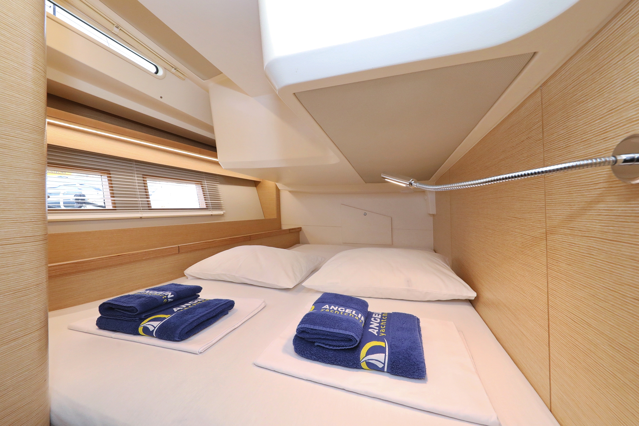 Hanse 548 - 5 + 1 cab. — photo 16