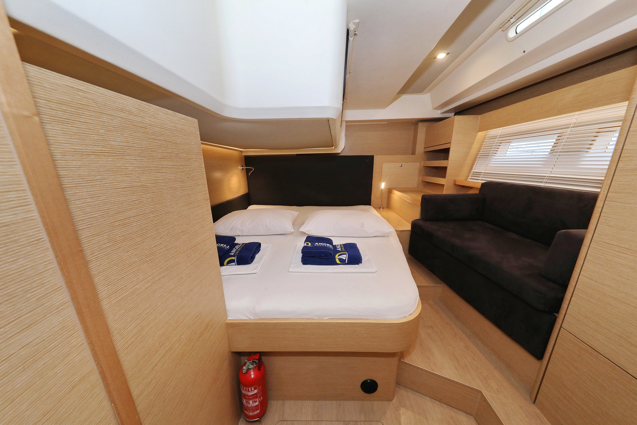Hanse 548 - 5 + 1 cab. — photo 17