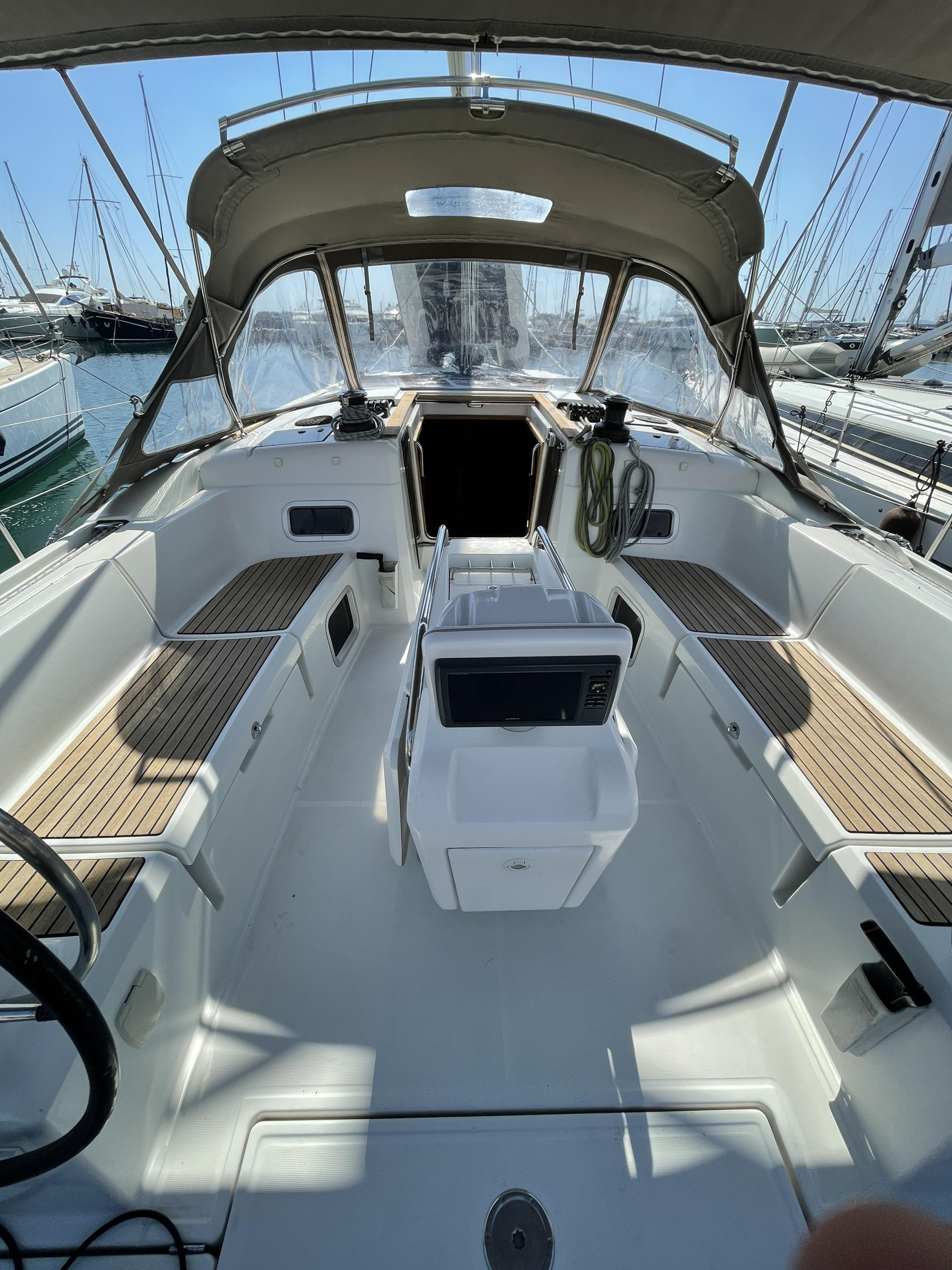 Sun Odyssey 469 — photo 4