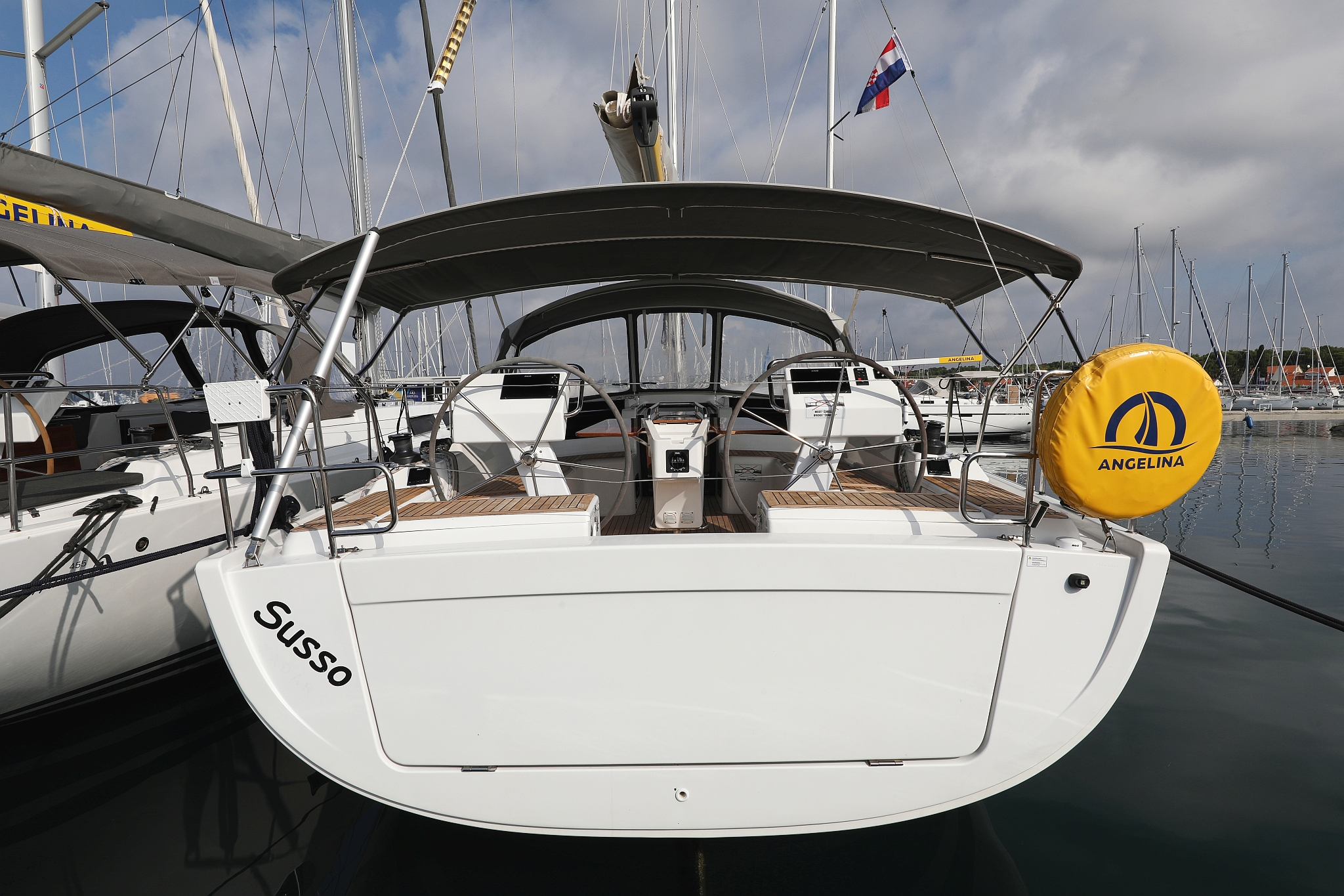 Hanse 455 - 3 cab. — photo 1