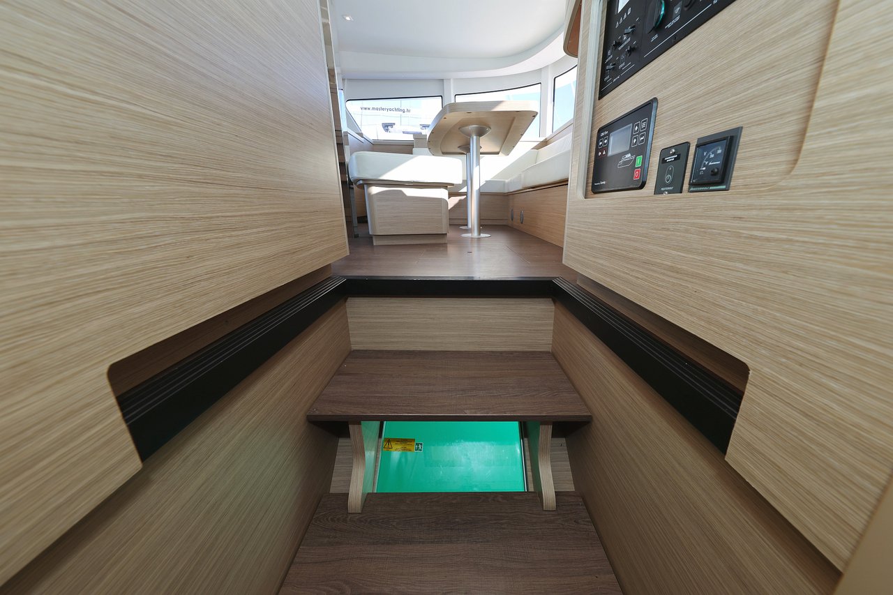 Lagoon 42 - 4 + 2 cab. — photo 13