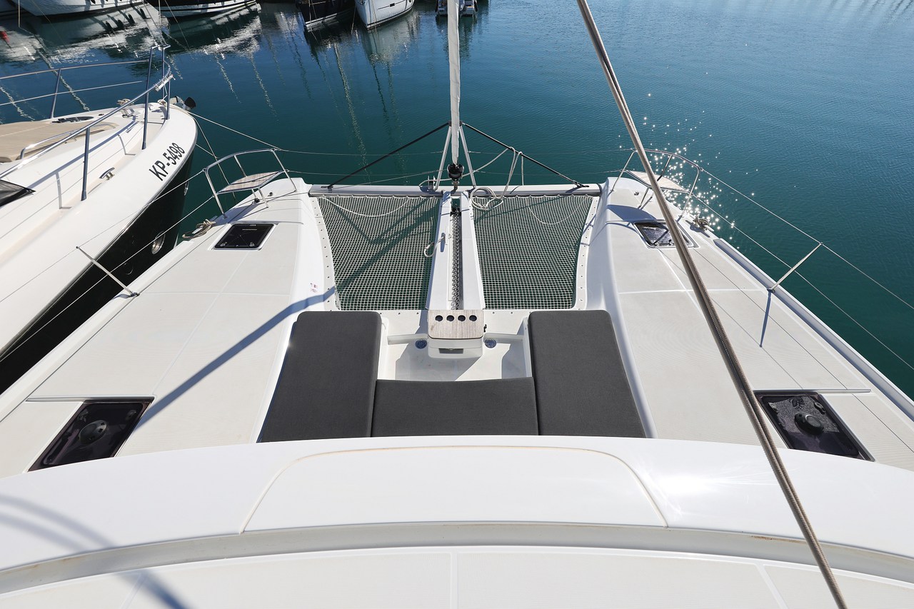 Lagoon 46 - 4 + 2 cab. — photo 4