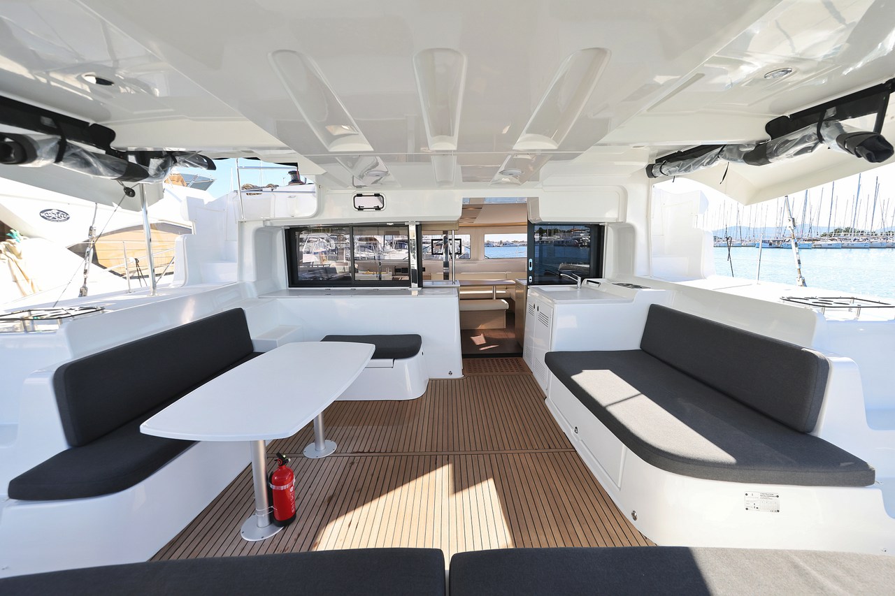 Lagoon 46 - 4 + 2 cab. — photo 10