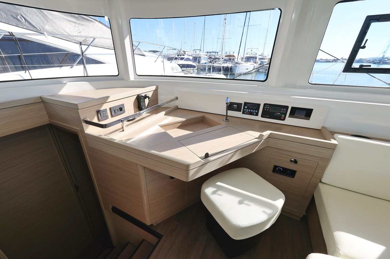 Lagoon 46 - 4 + 2 cab. — photo 20