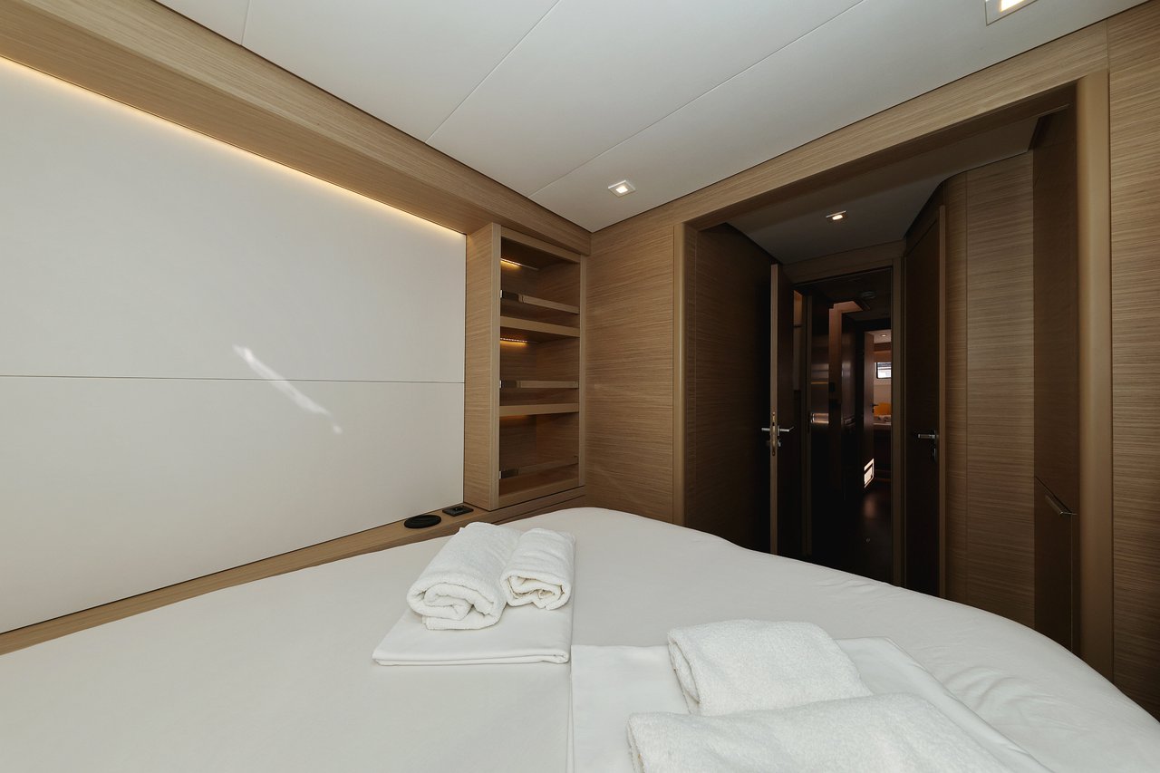 Lagoon 51 - 6 + 1 cab. — photo 25
