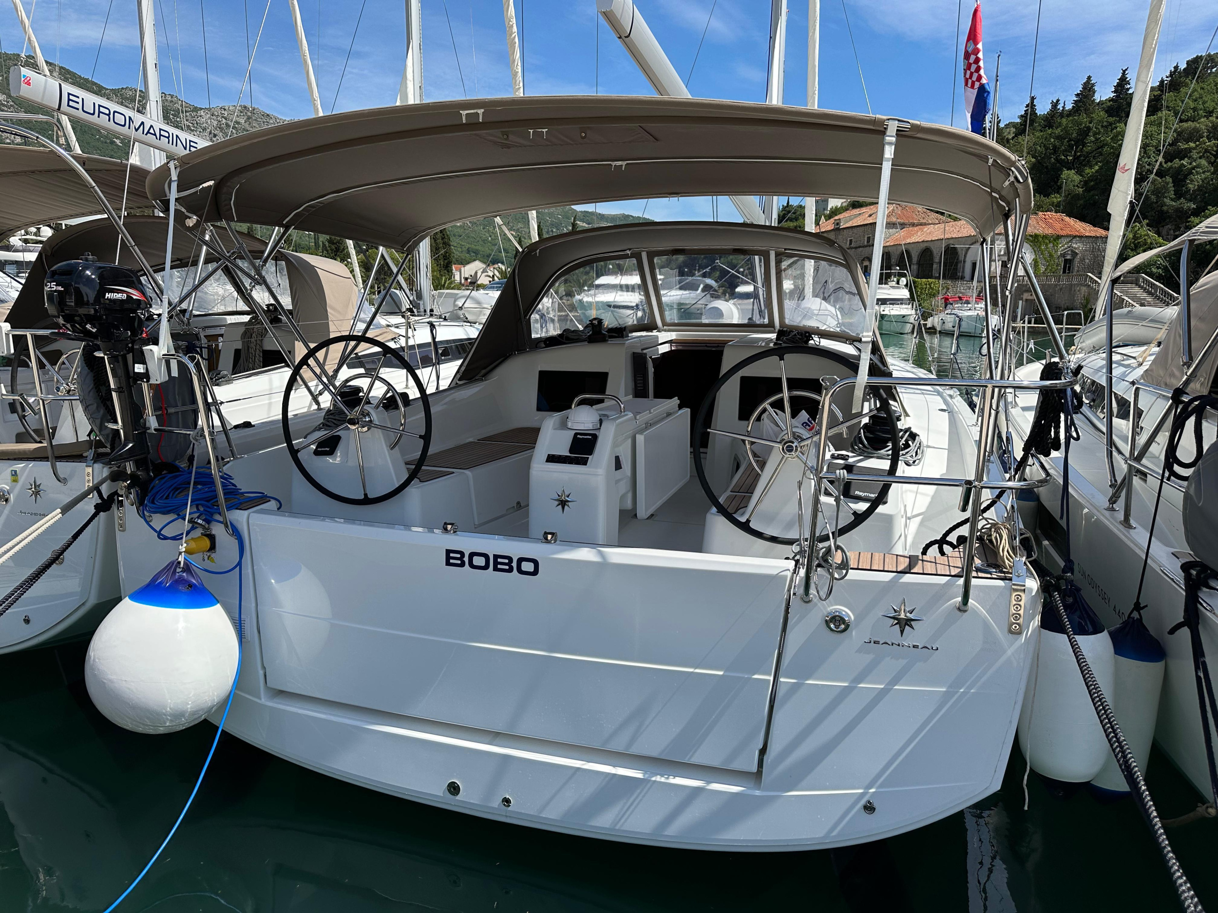 Sun Odyssey 410 - 3 cab. — photo 3