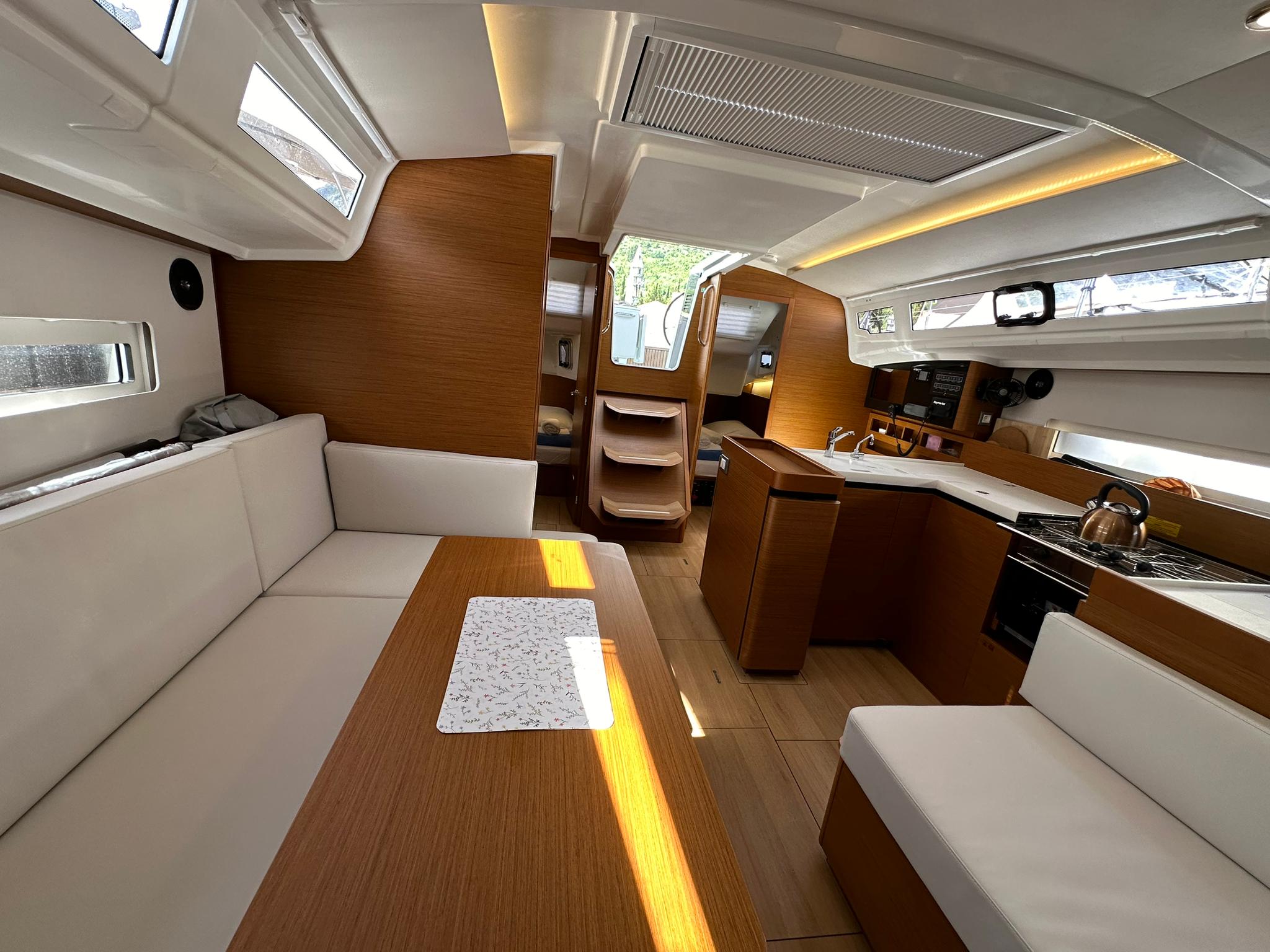Sun Odyssey 410 - 3 cab. — photo 12