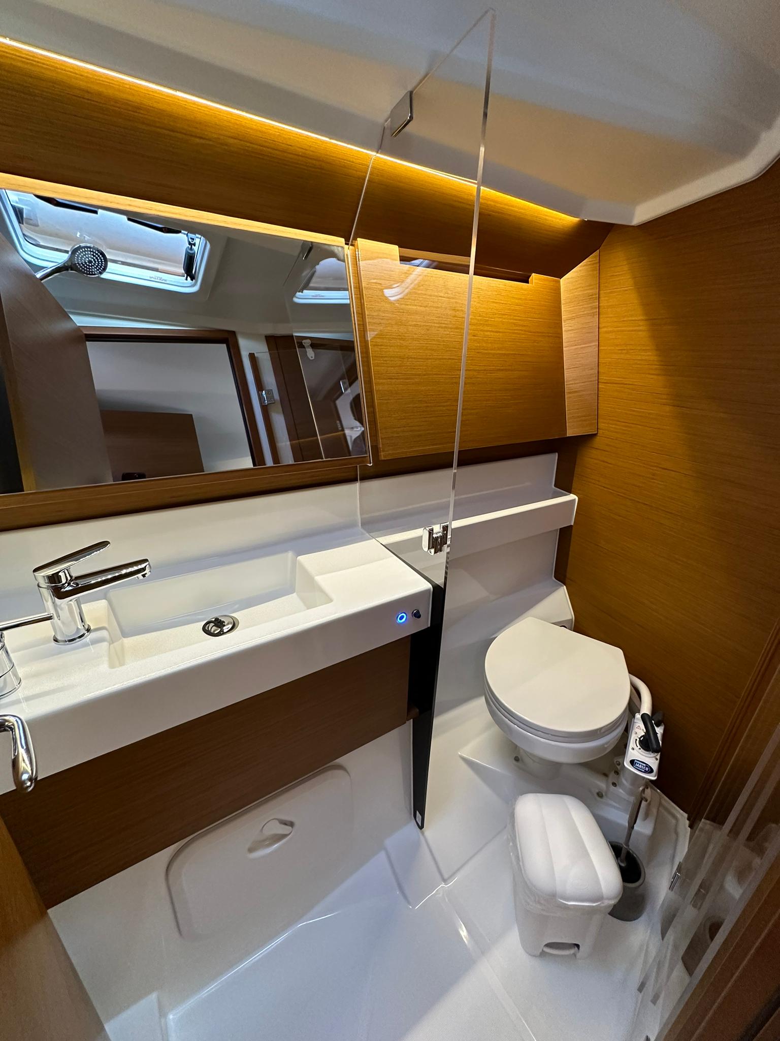 Sun Odyssey 410 - 3 cab. — photo 16