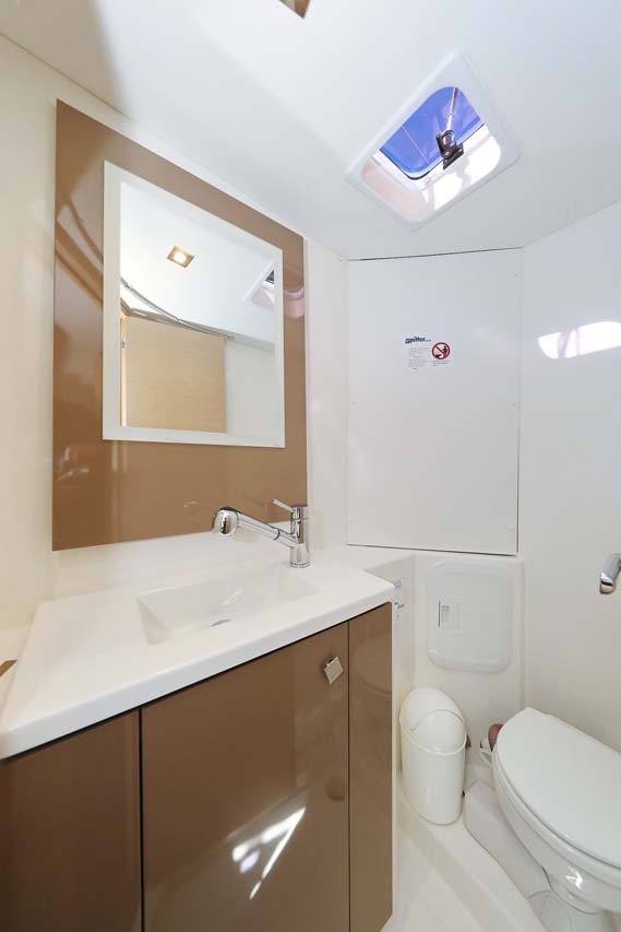 Fountaine Pajot Lucia 40 - 4 cab. — photo 30