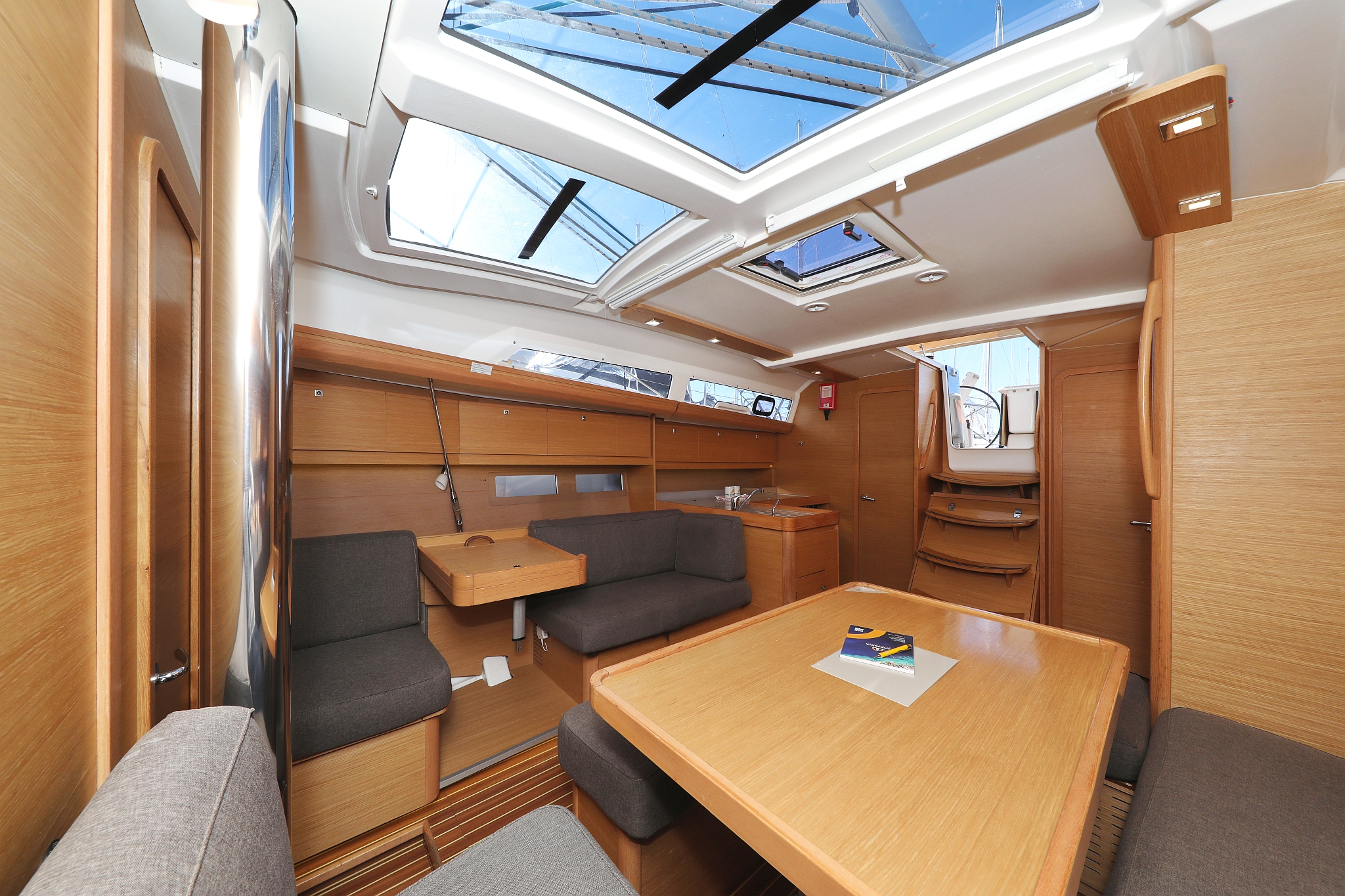 Dufour 412 GL — photo 19