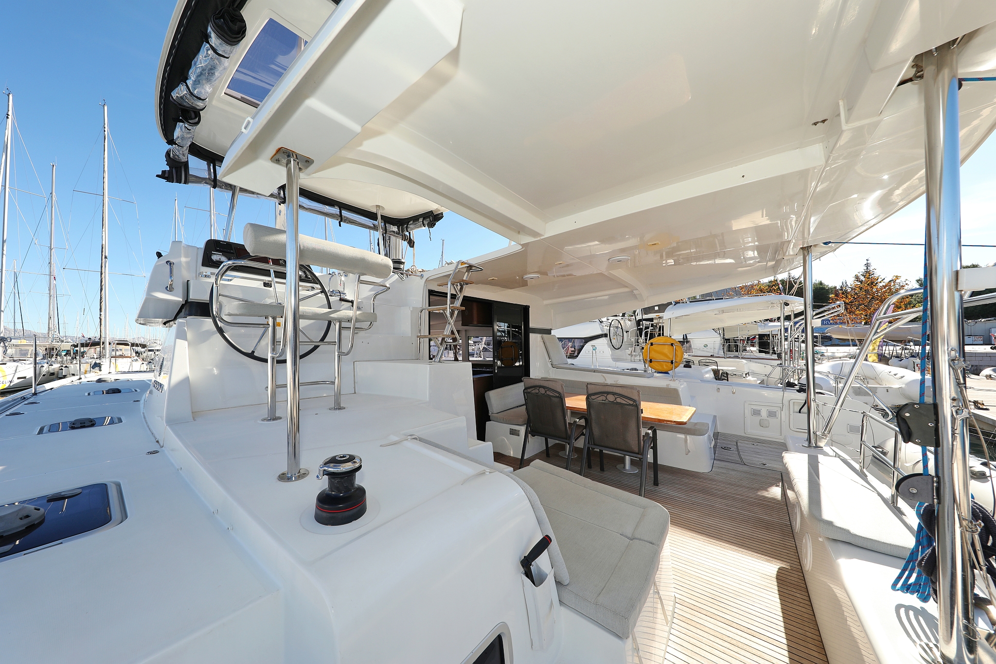 Lagoon 42 - 4 + 2 cab. — photo 6