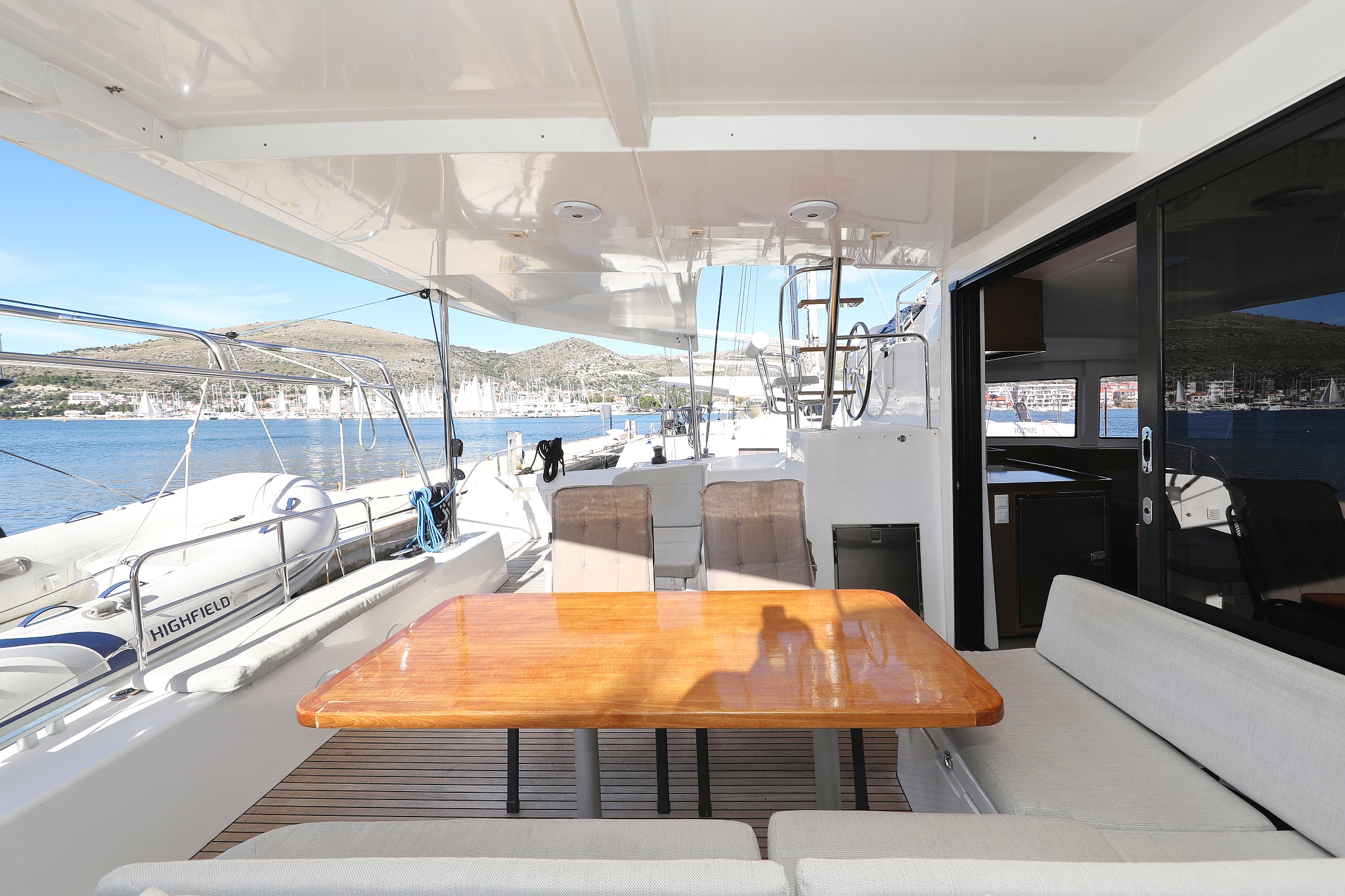 Lagoon 42 - 4 + 2 cab. — photo 8