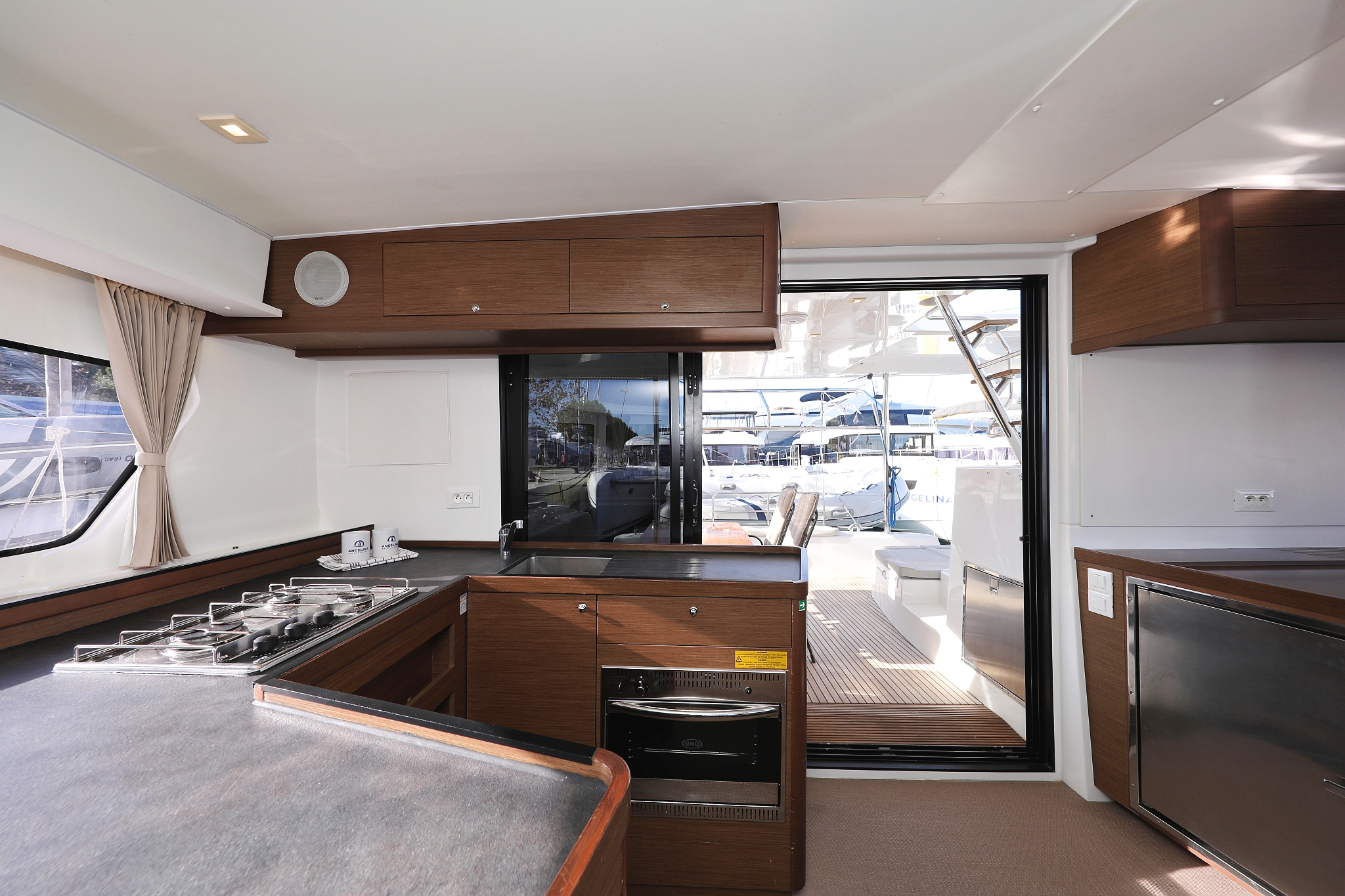 Lagoon 42 - 4 + 2 cab. — photo 22