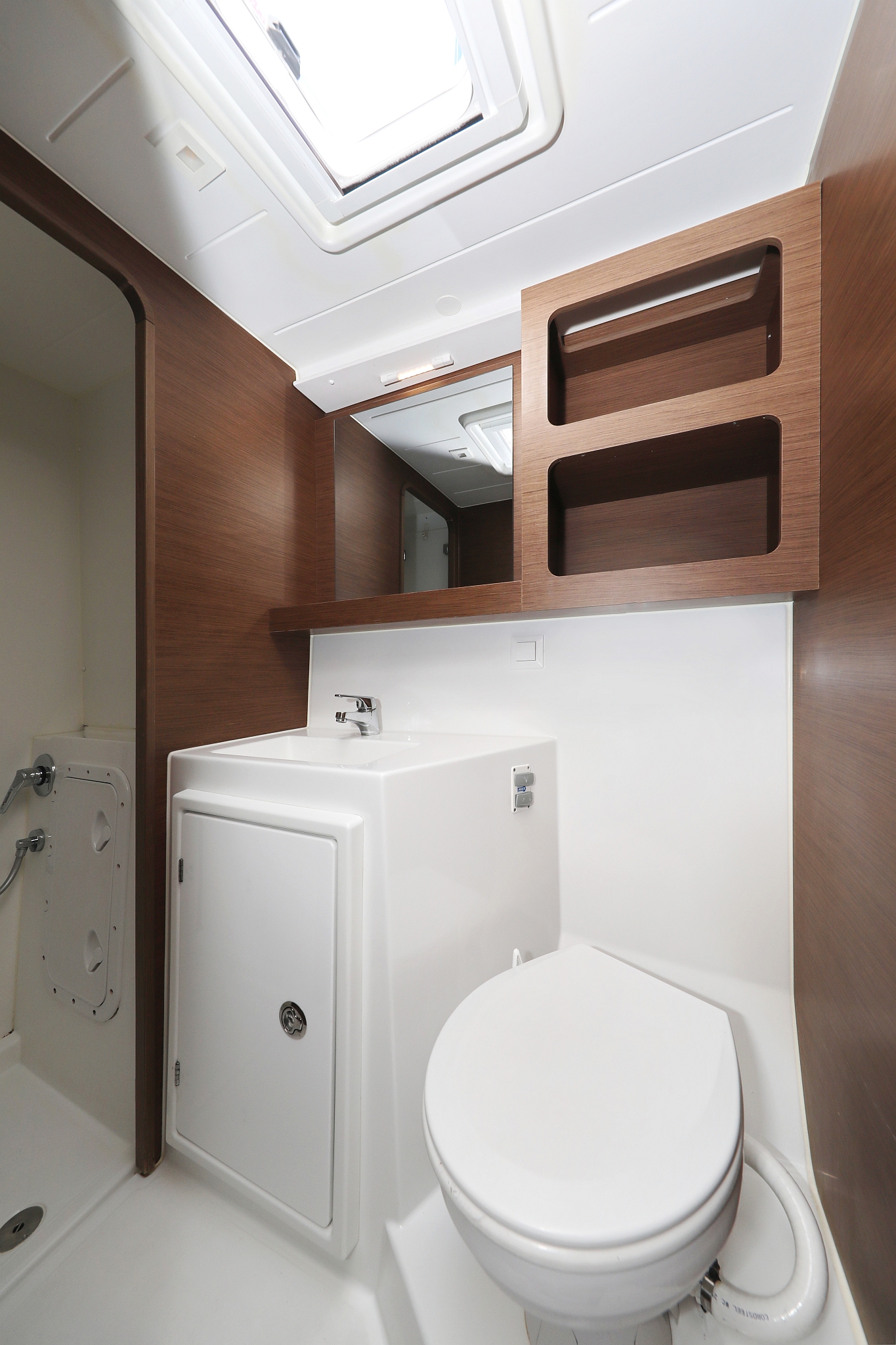 Lagoon 42 - 4 + 2 cab. — photo 39
