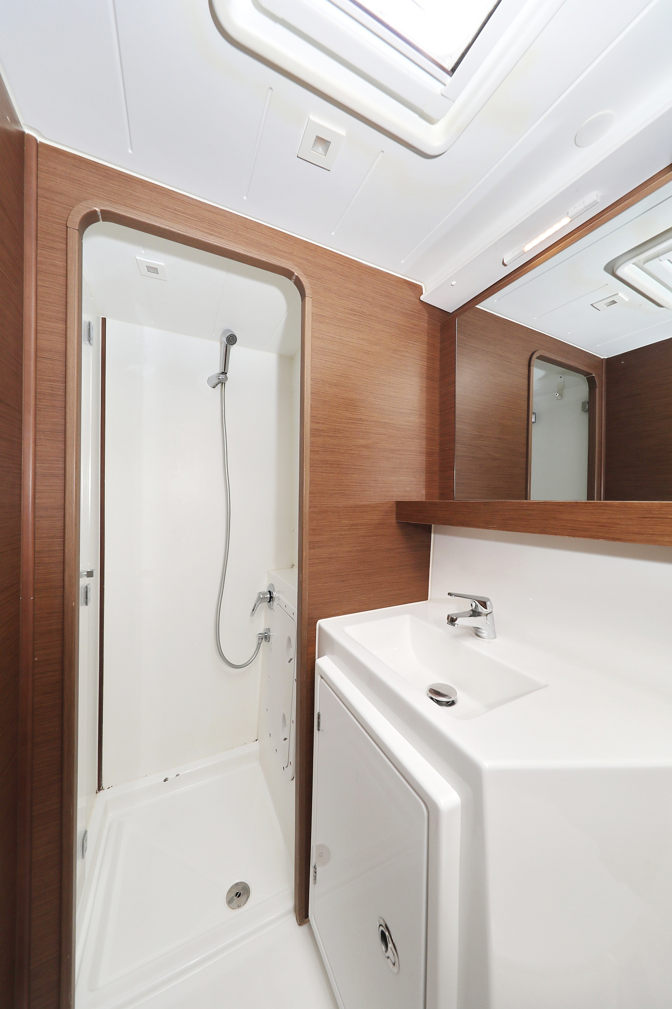 Lagoon 42 - 4 + 2 cab. — photo 40