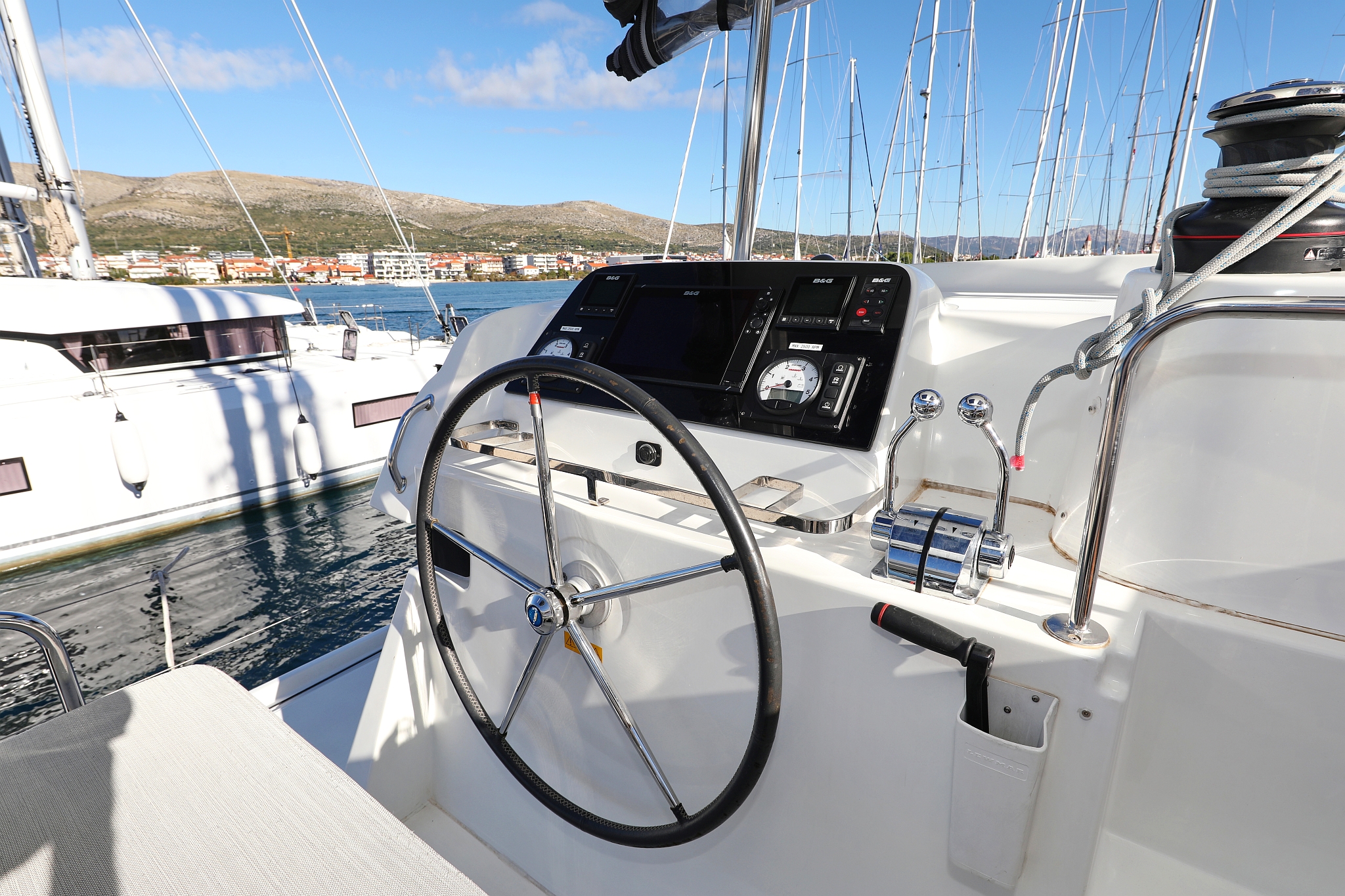 Lagoon 42 - 4 + 2 cab. — photo 50