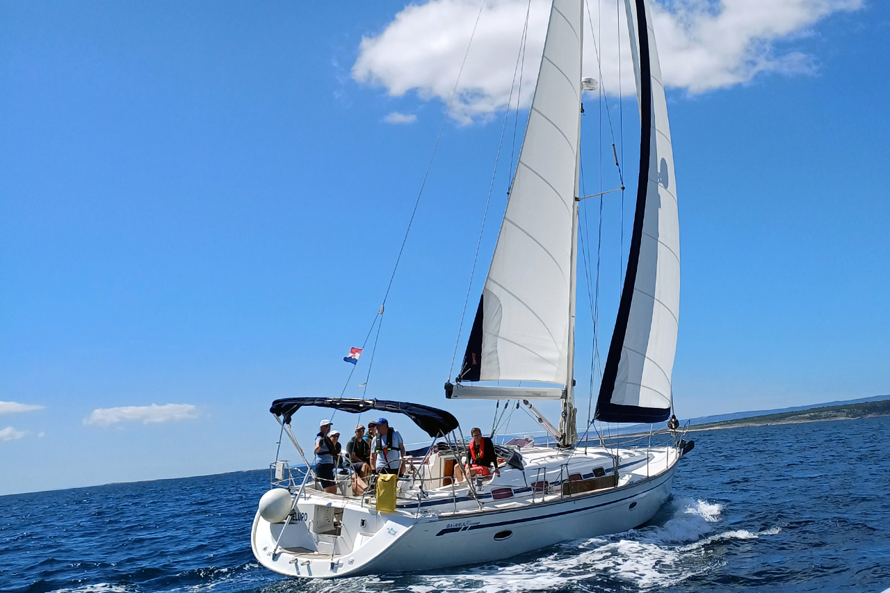 Bavaria 50 Cruiser — photo 1