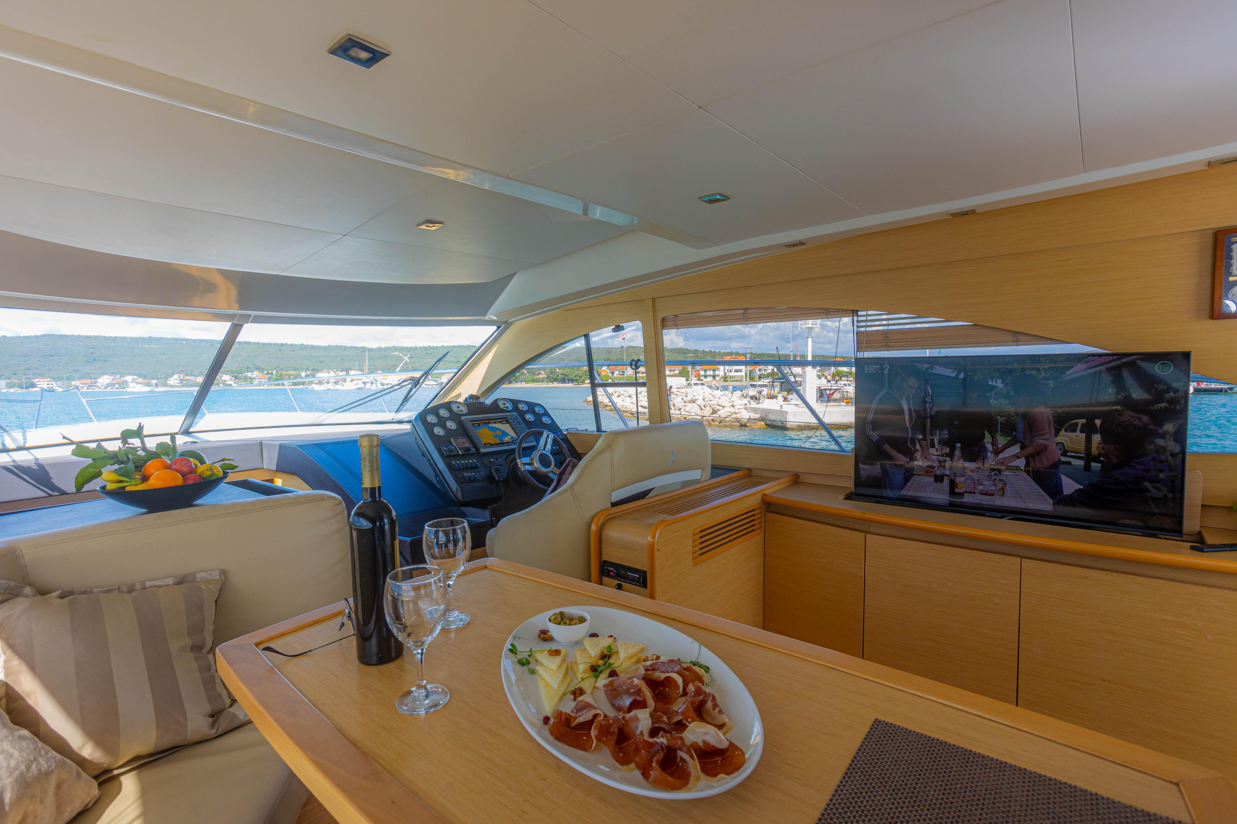 Monte Carlo 47 Fly — photo 12