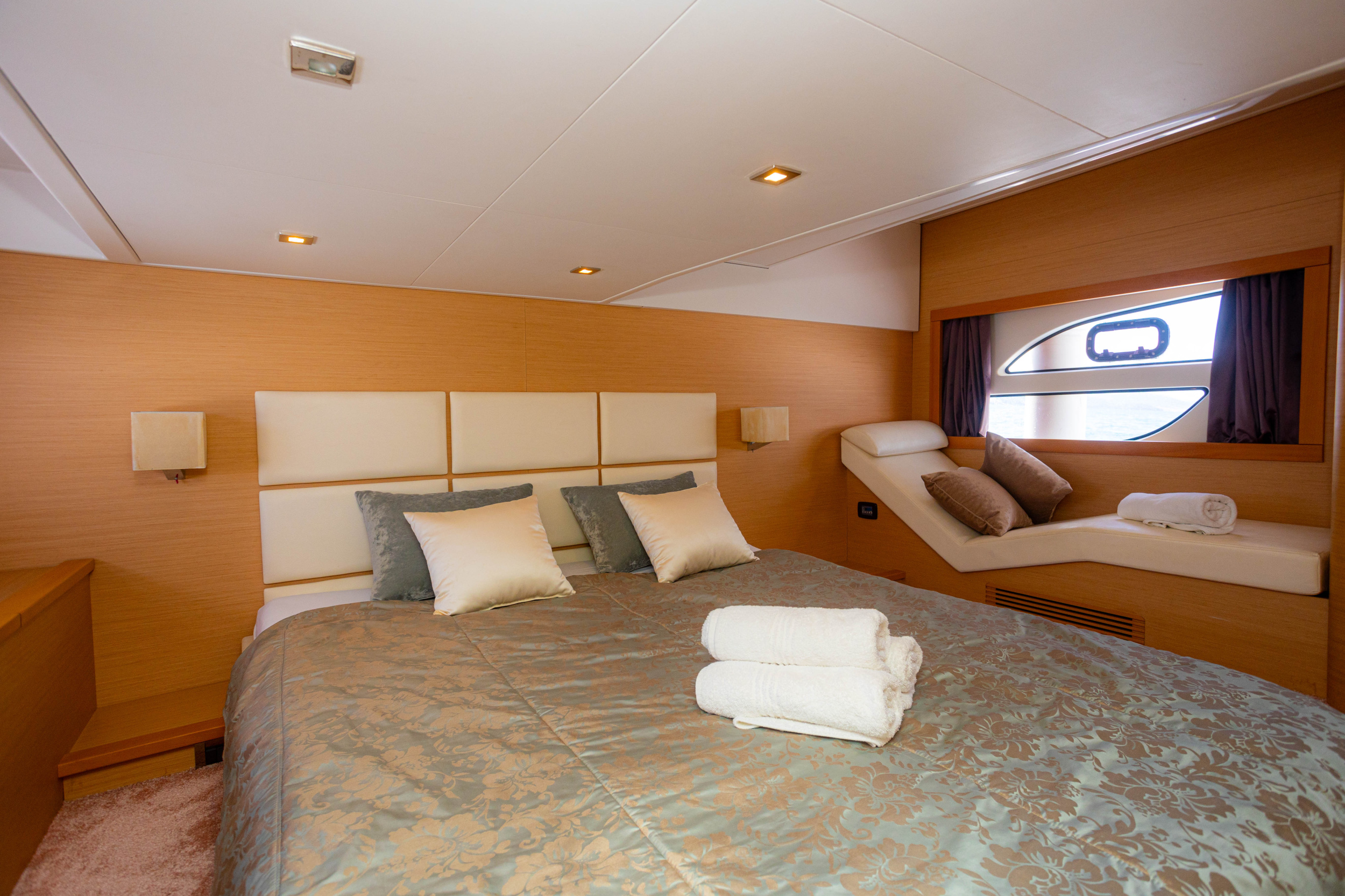 Monte Carlo 47 Fly — photo 17