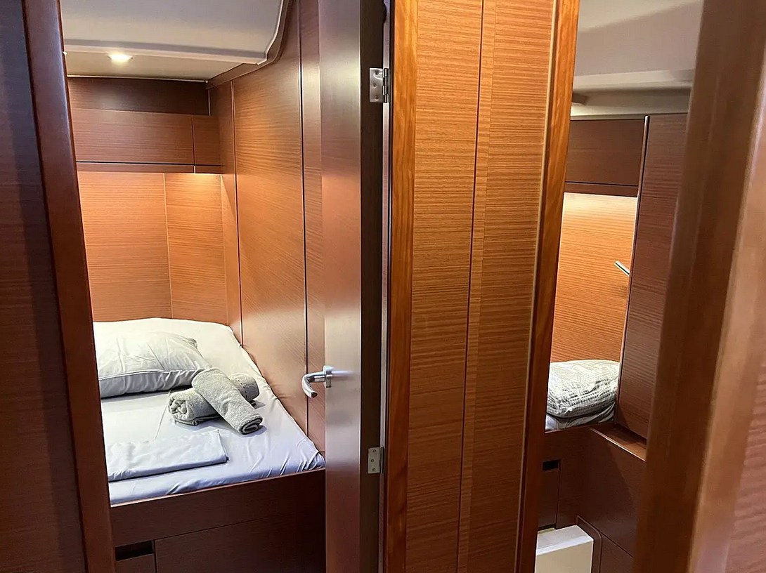 Hanse 508 - 5 + 1 cab. — photo 10
