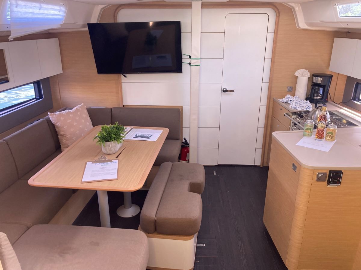 Dufour 41 - 3 cab. — photo 13