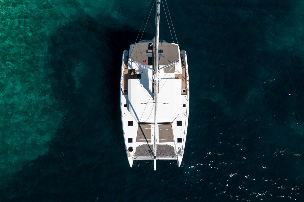 Dufour 48 Catamaran - 5 + 1 cab. — photo 7