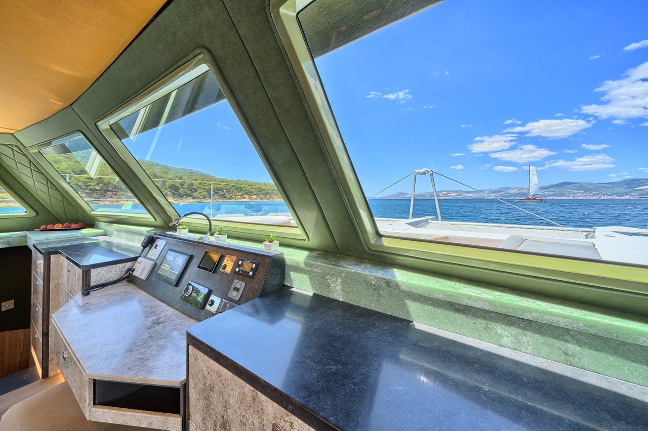 Luna 49 — photo 20
