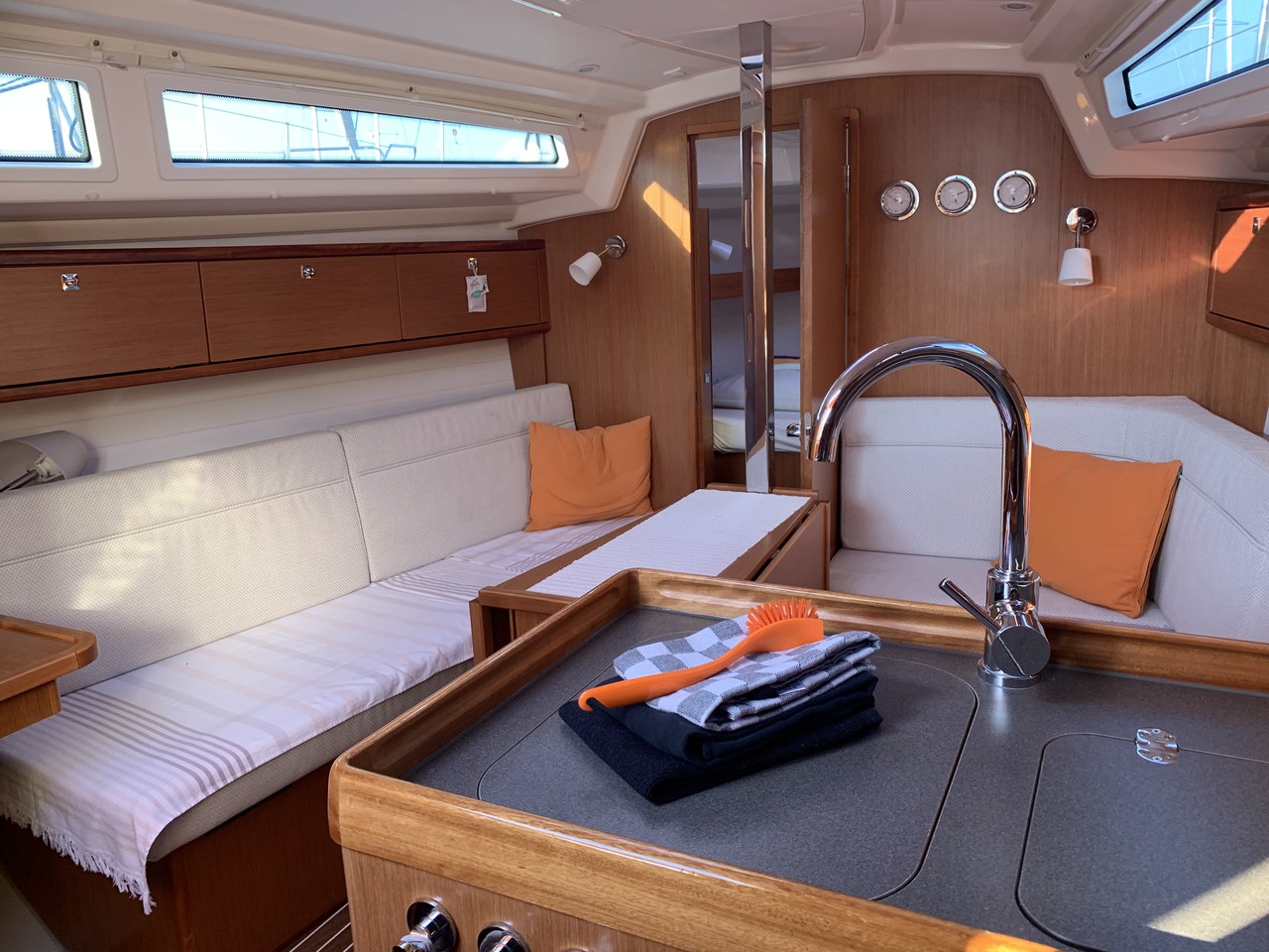 Bavaria Cruiser 34 - 2 cab. — photo 6