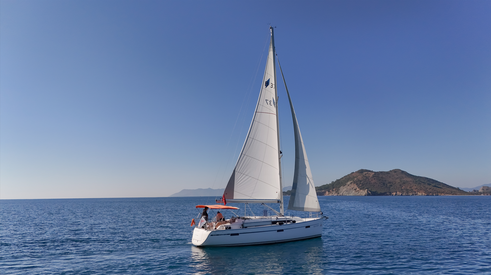Bavaria Cruiser 37 - 3 cab. — photo 10