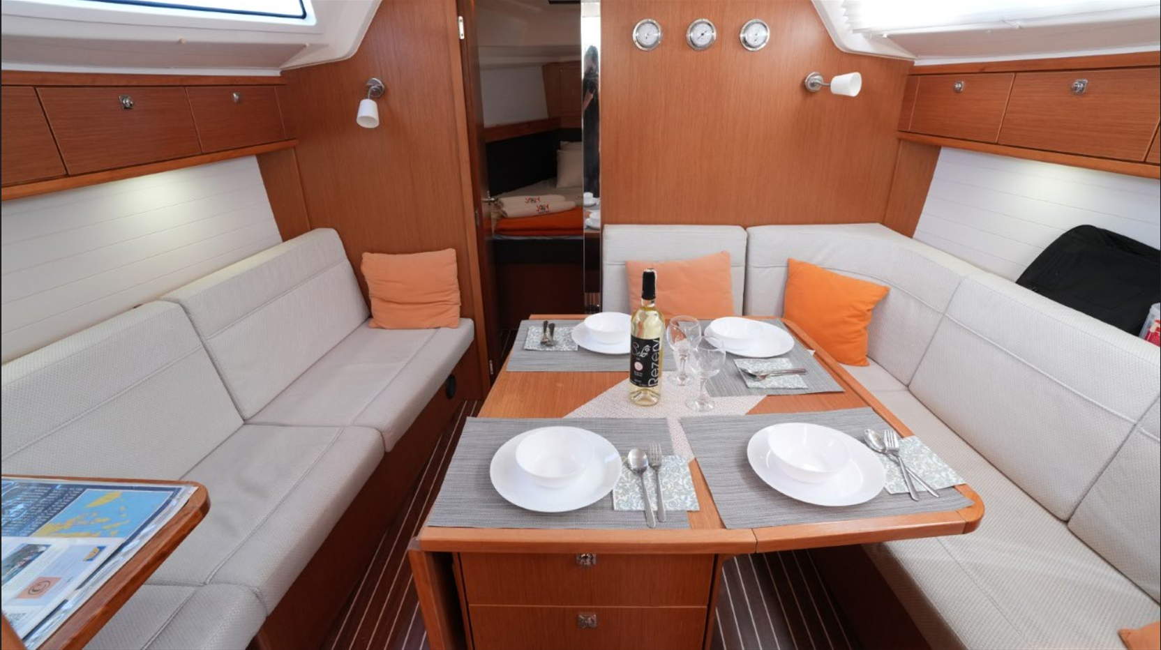 Bavaria Cruiser 37 - 3 cab. — photo 20