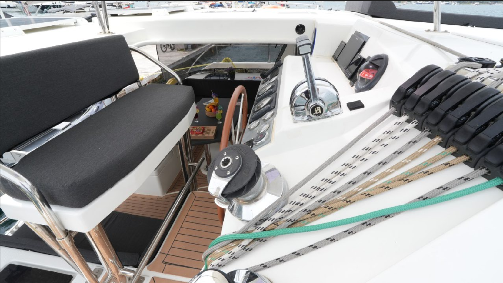 Leopard 40 — photo 2