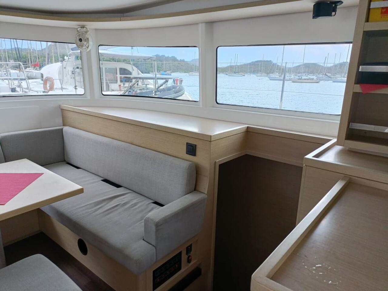 Lagoon 46 - 4 + 2 cab. — photo 16