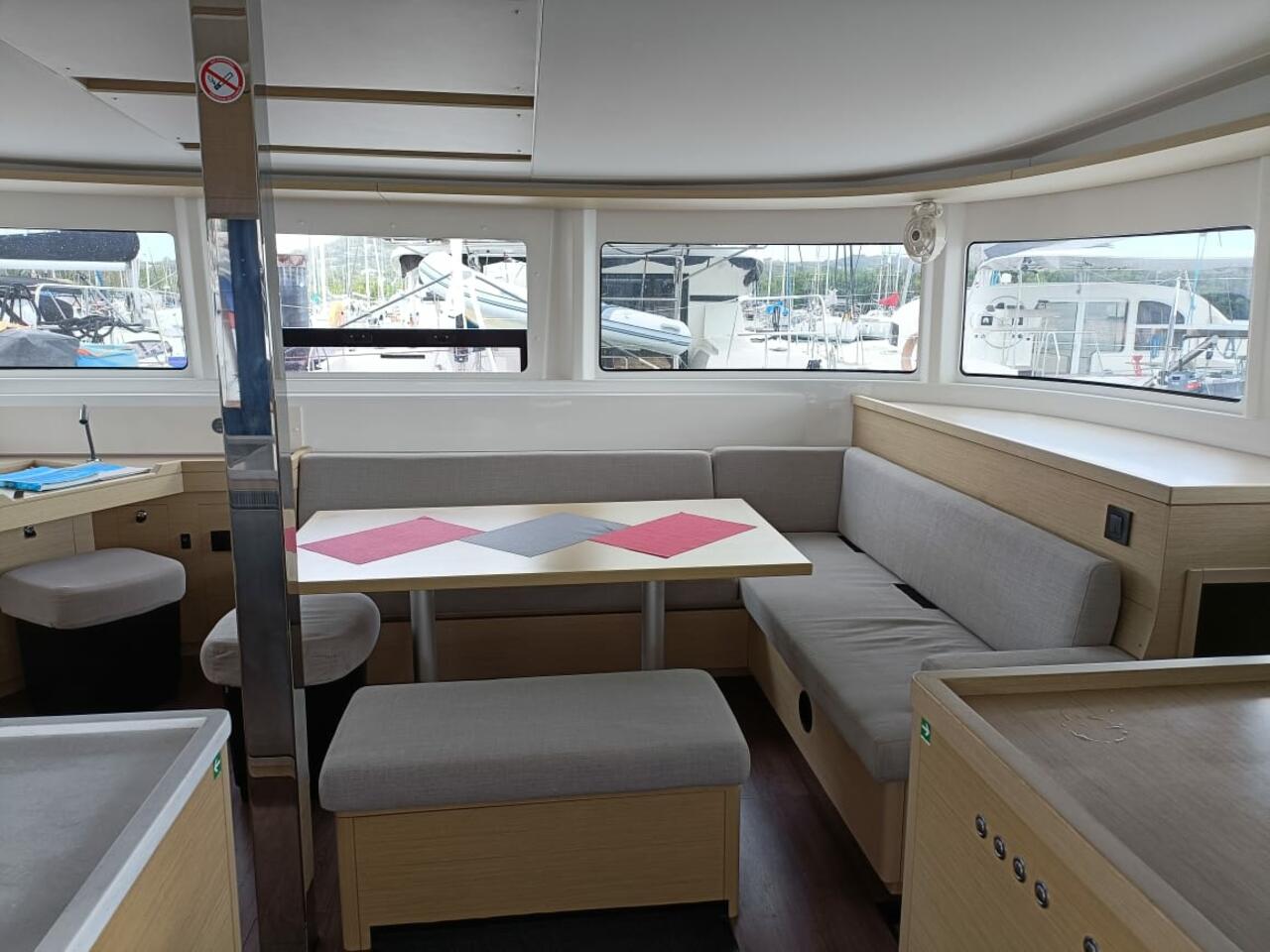 Lagoon 46 - 4 + 2 cab. — photo 19