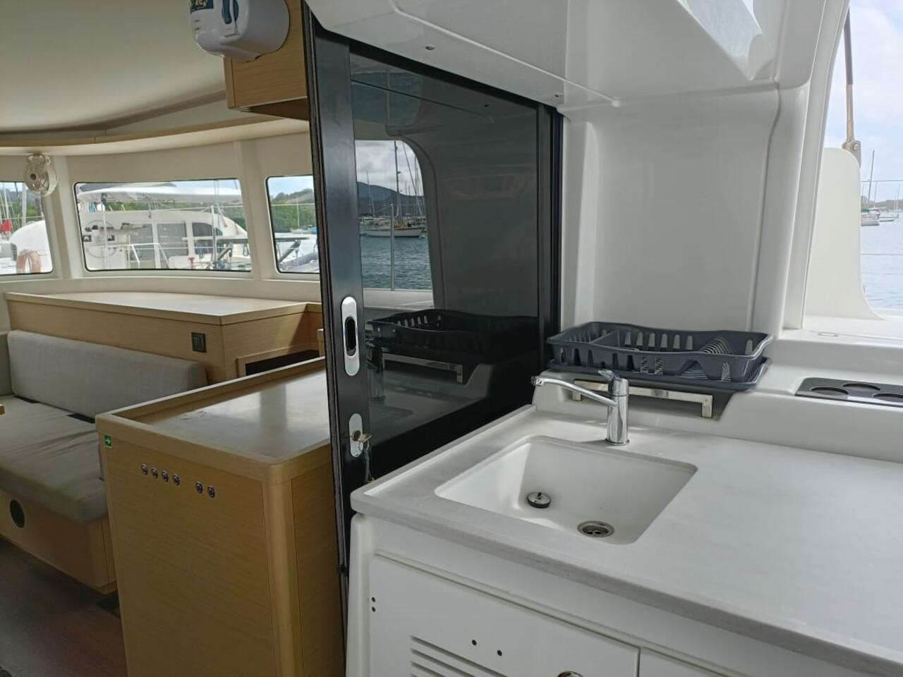 Lagoon 46 - 4 + 2 cab. — photo 22