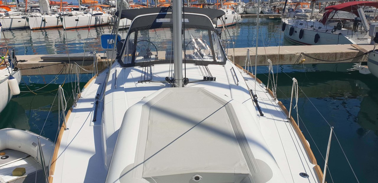 Oceanis 38.1 — photo 3