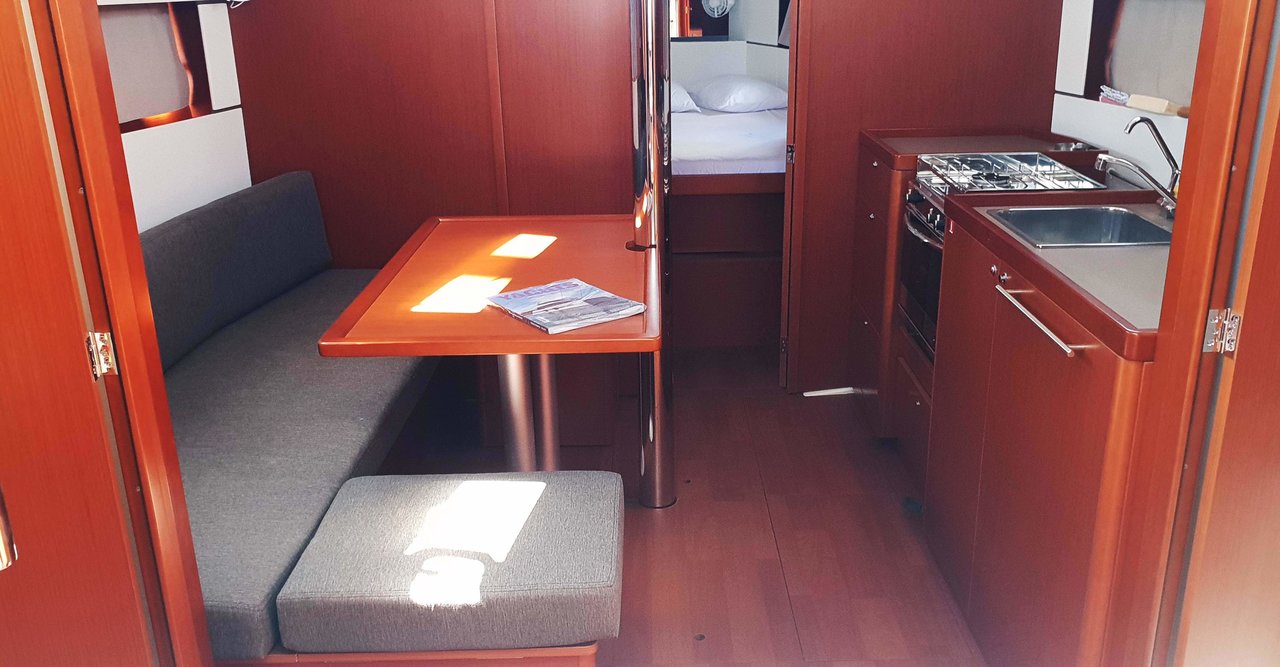 Oceanis 38.1 — photo 8