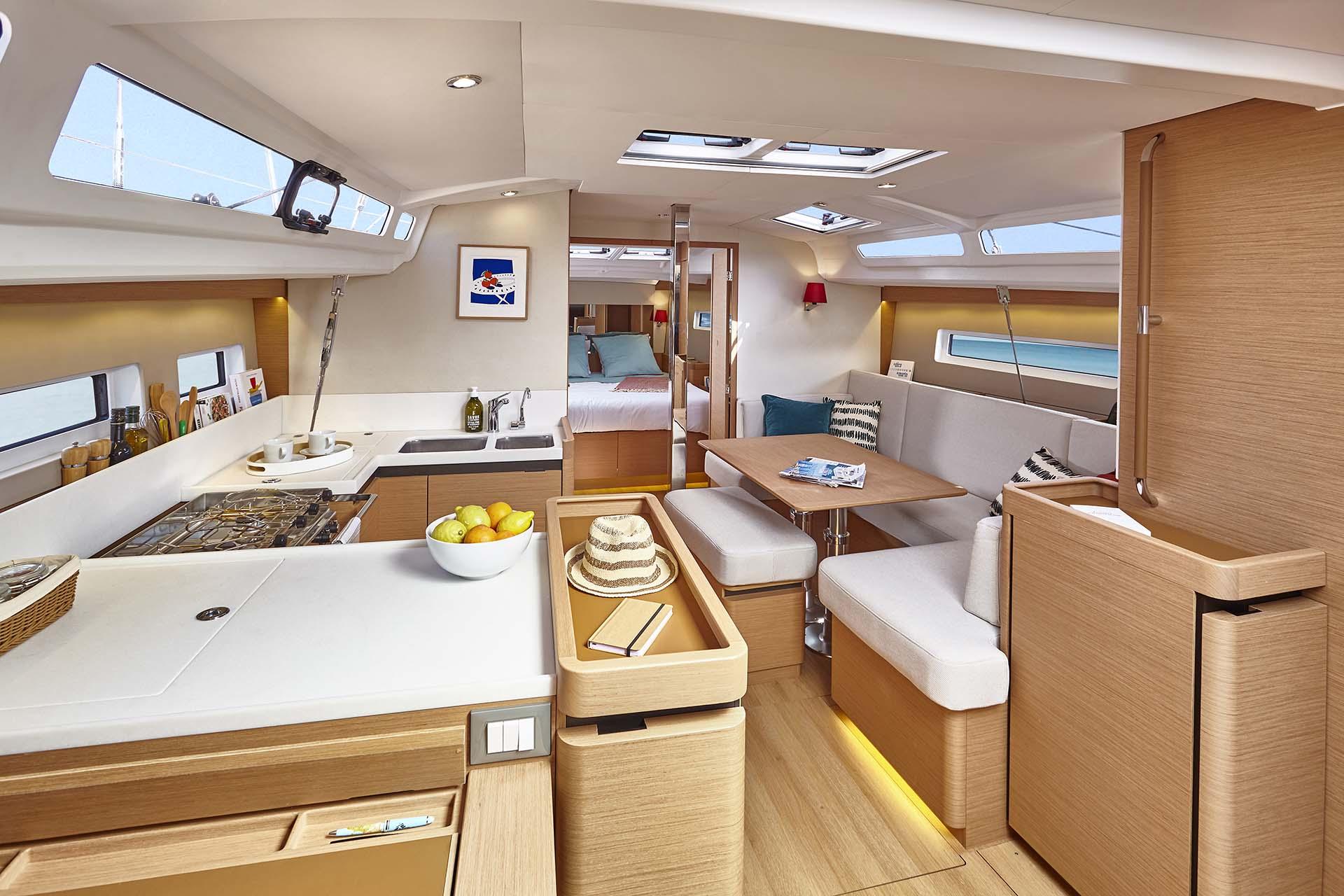 Sun Odyssey 440 - 4 cab. — photo 4