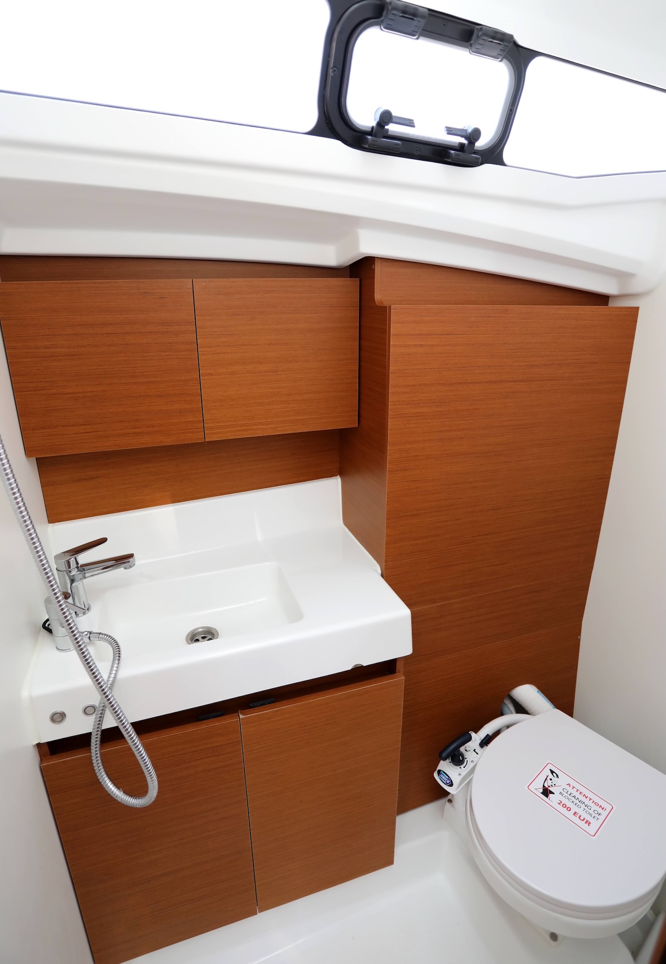 Sun Odyssey 380 - 3 cab. — photo 12
